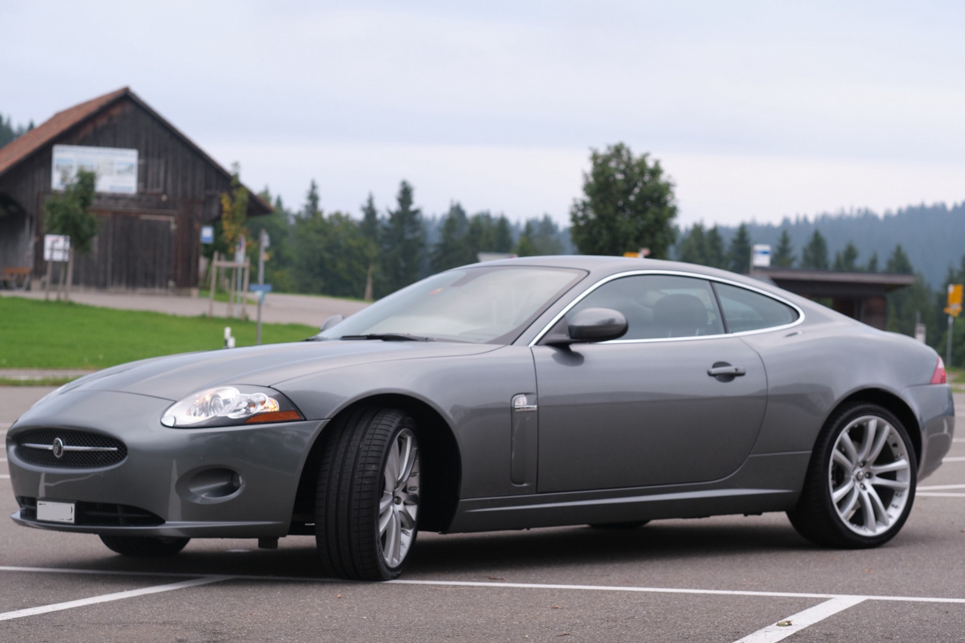 JAGUAR XK 4.2 V8 Automatic-image-5