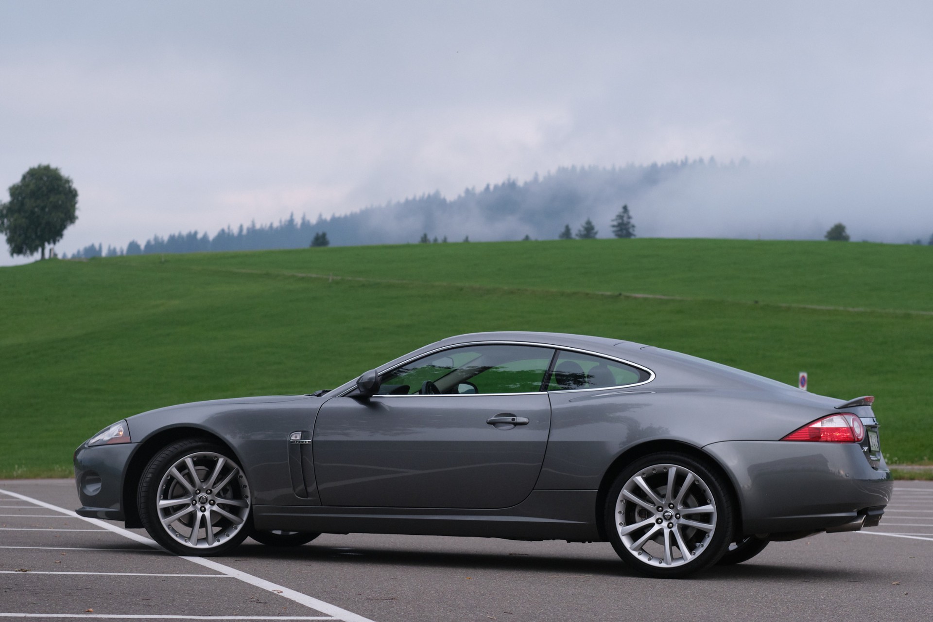 JAGUAR XK 4.2 V8 Automatic-image-4