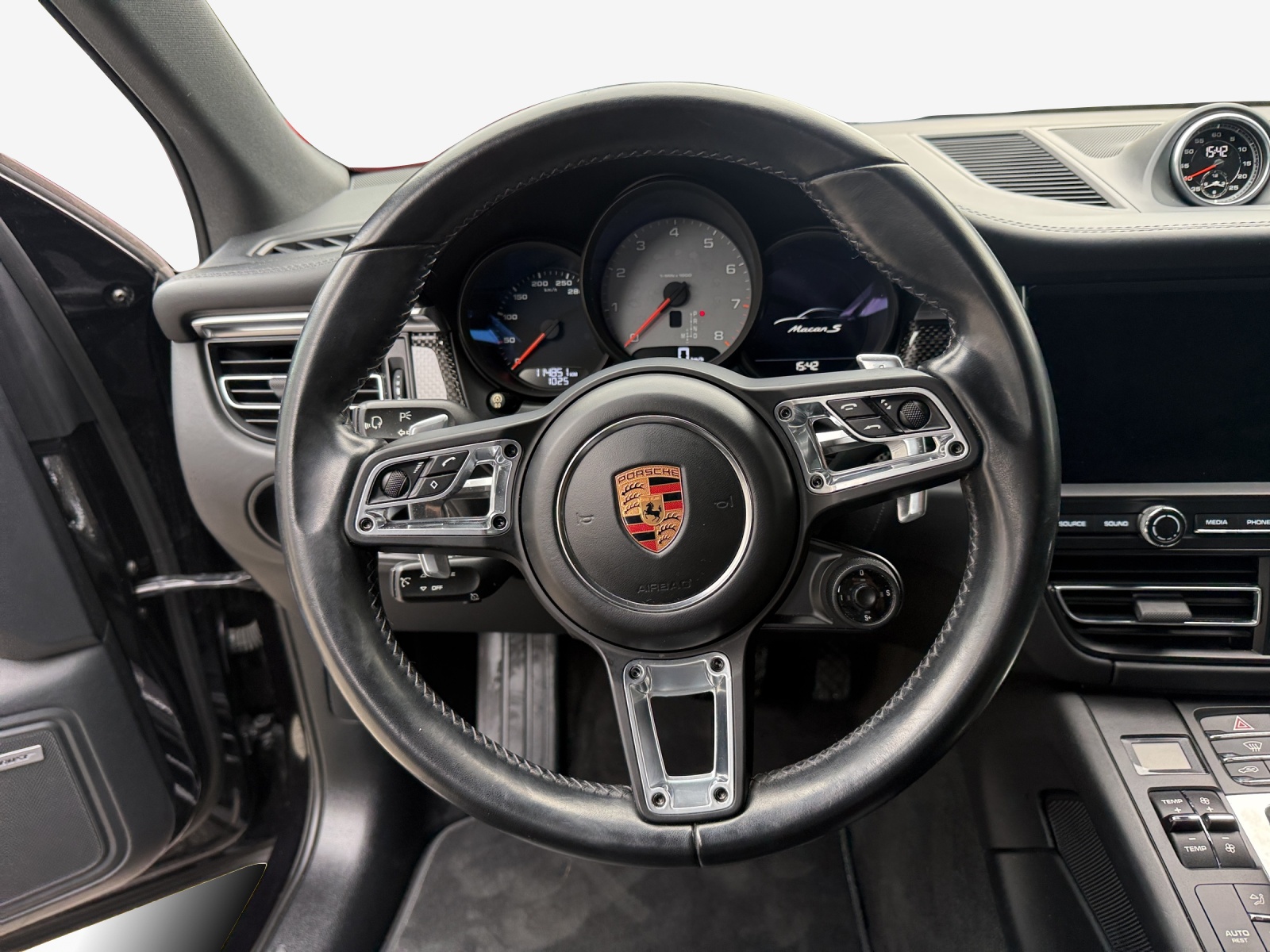 PORSCHE Macan S PDK-image-9