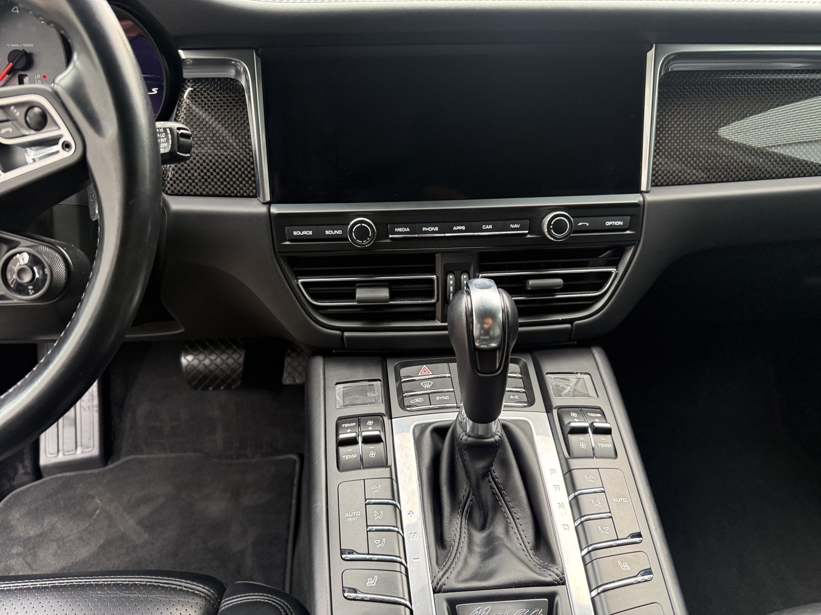 PORSCHE Macan S PDK-image-10