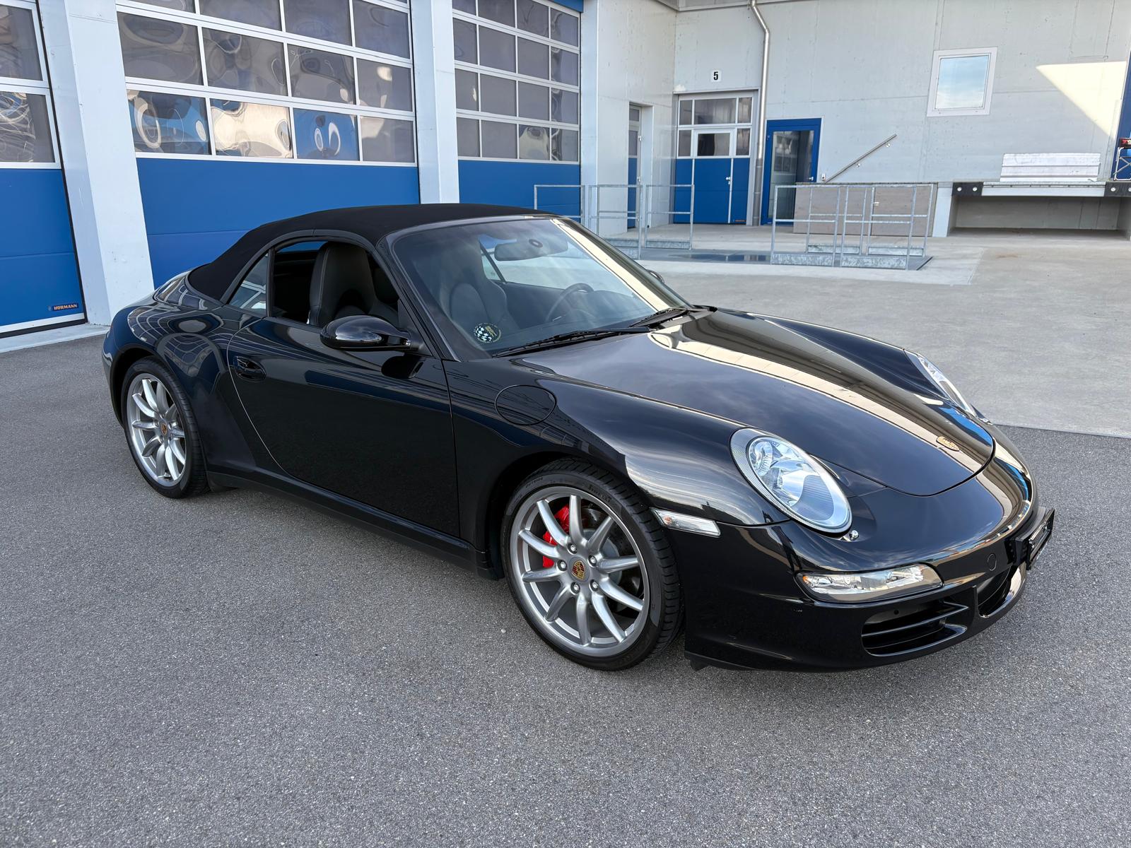 PORSCHE 911 Cabrio Carrera 4S-image-1