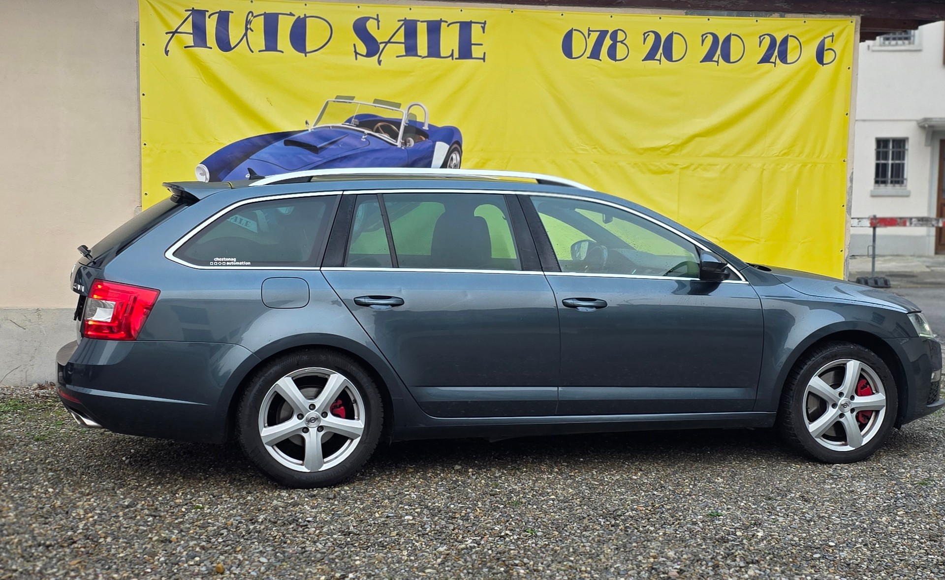 SKODA Octavia Combi 2.0 TDI RS-image-5