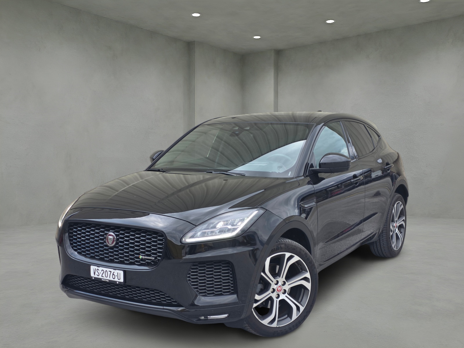 JAGUAR E-Pace 2.0d D180 First Edition AWD Automatik