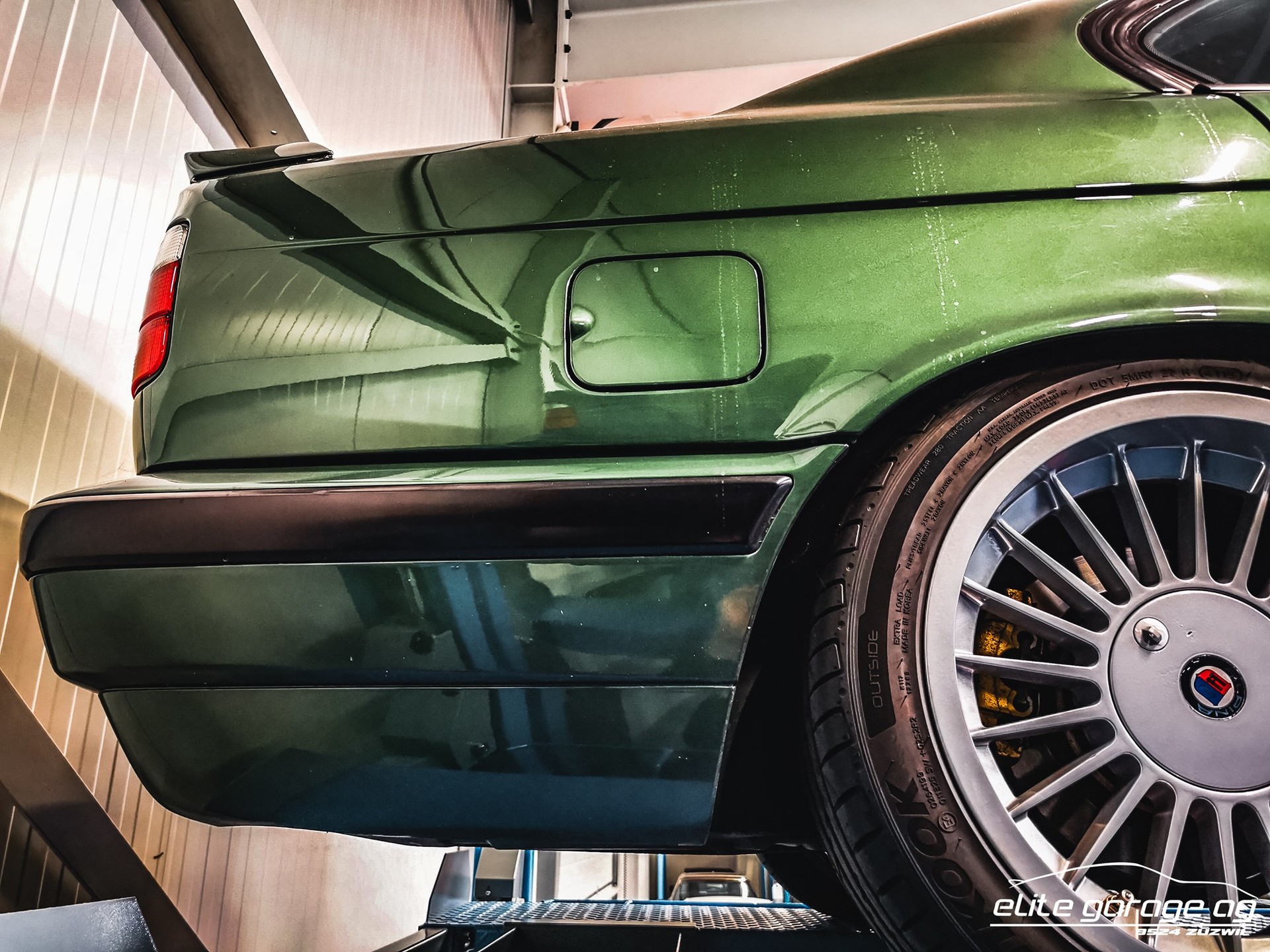 BMW-ALPINA B10 3.5 BiTurbo-image-7