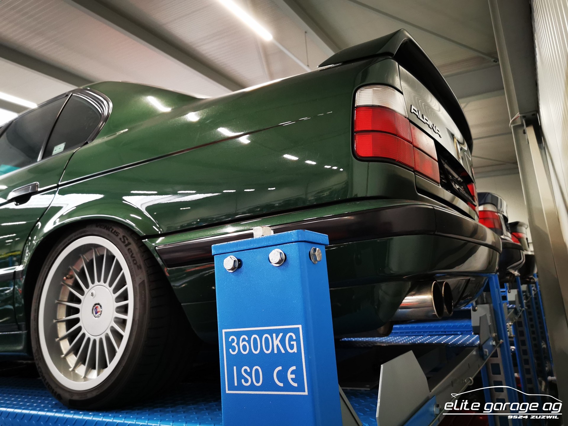 BMW-ALPINA B10 3.5 BiTurbo-image-6