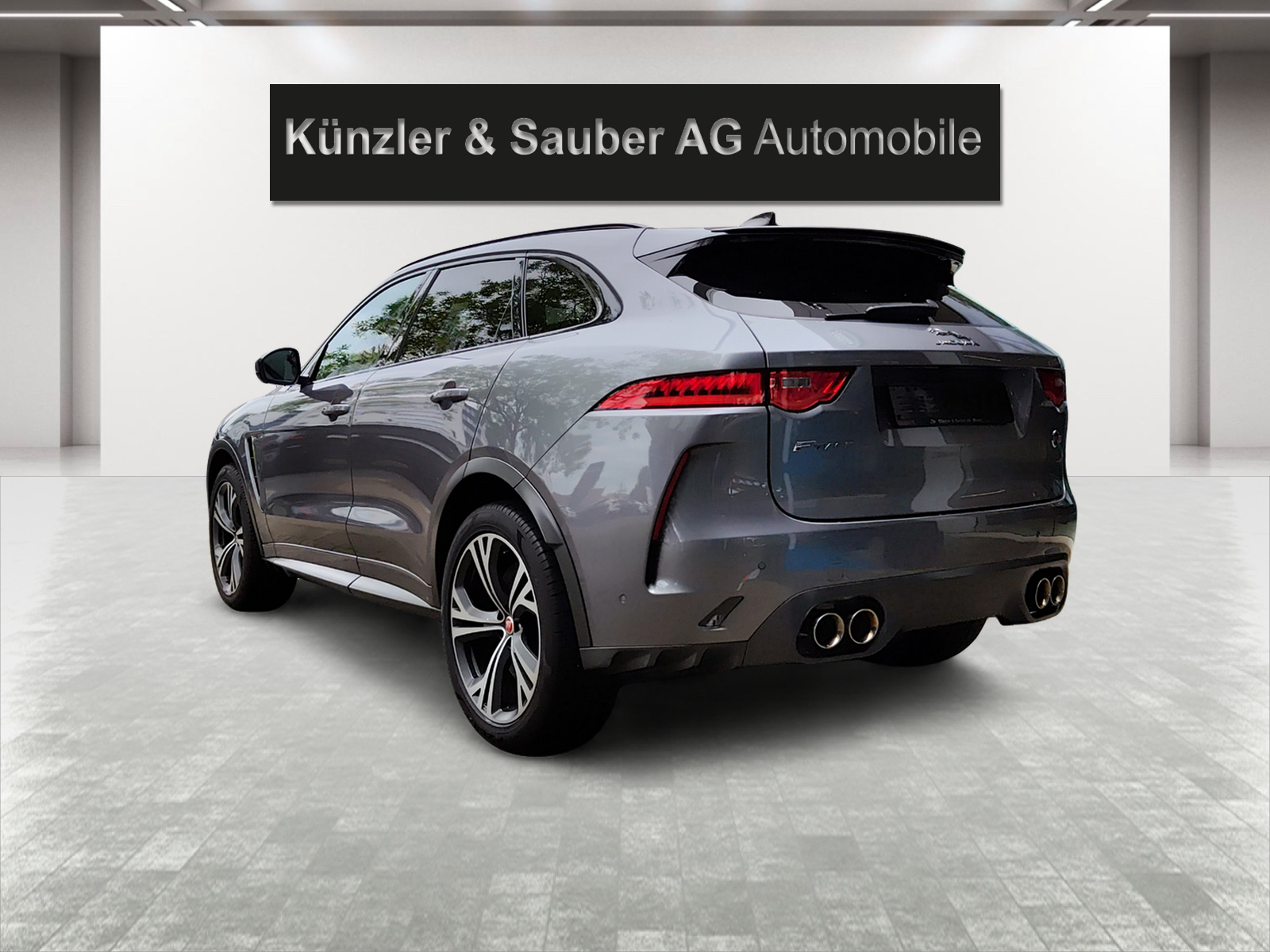 JAGUAR F-Pace 5.0 V8 SVR AWD Automatik-image-24