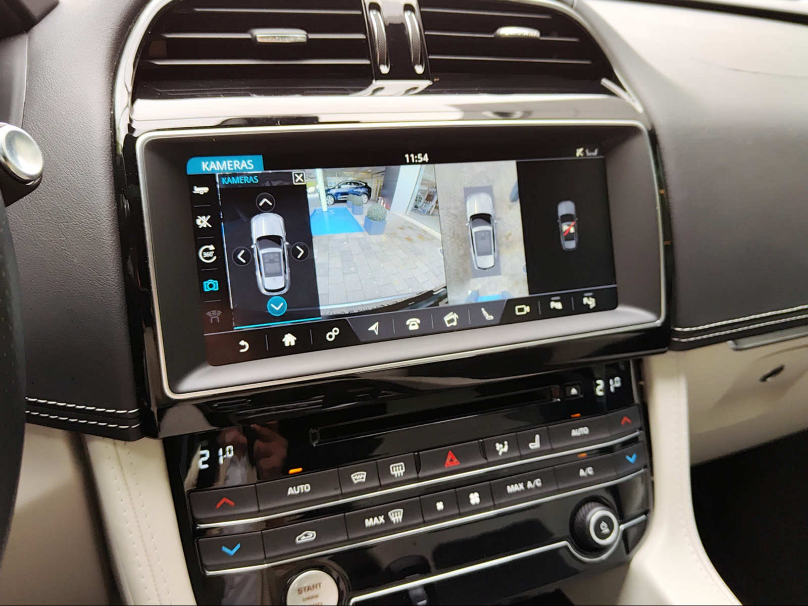 JAGUAR F-Pace 5.0 V8 SVR AWD Automatik-image-18
