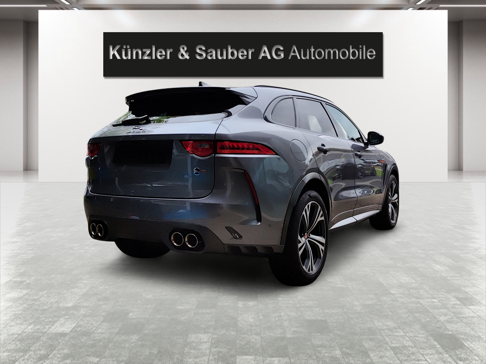 JAGUAR F-Pace 5.0 V8 SVR AWD Automatik-image-25