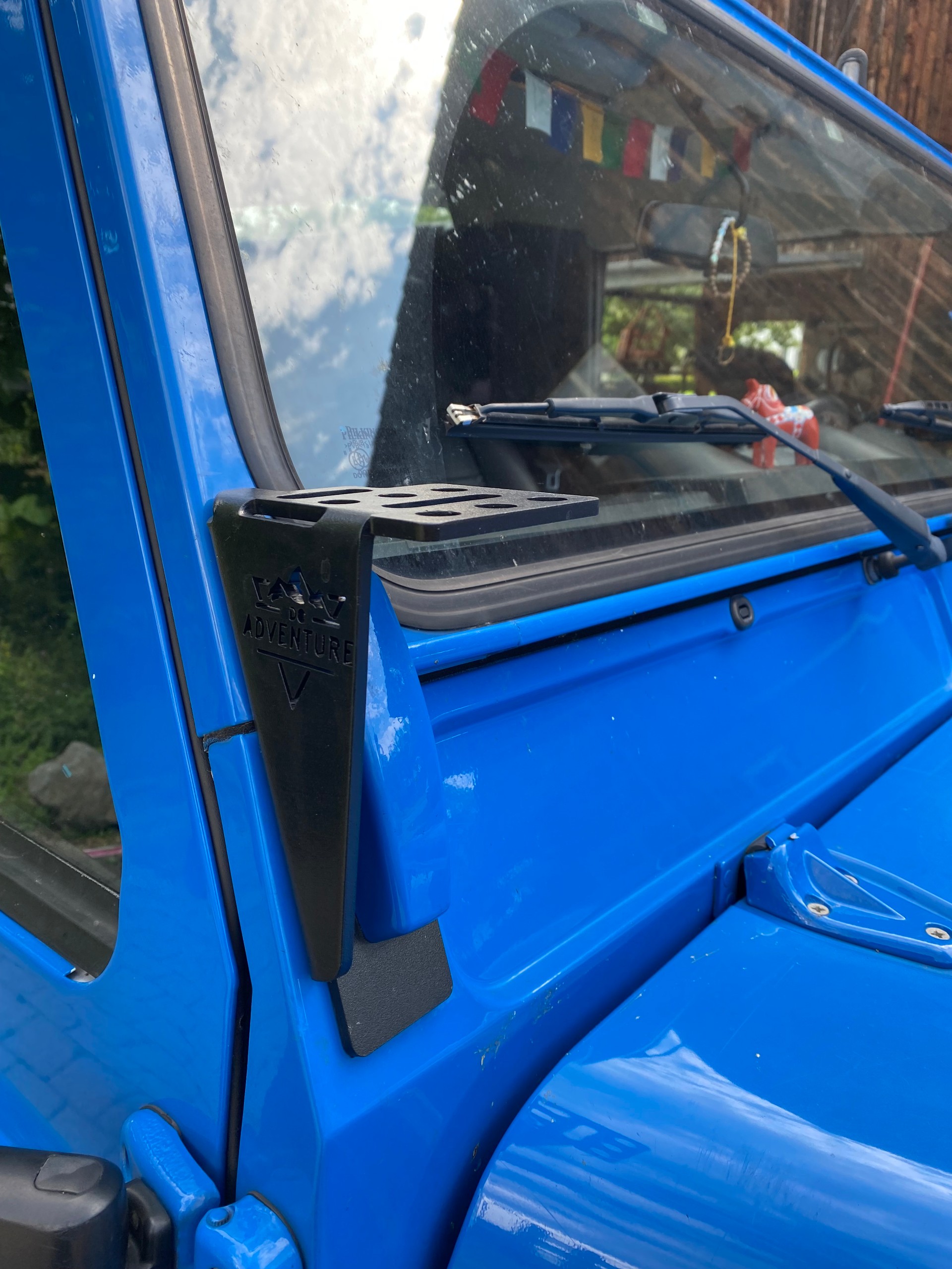 LAND ROVER Defender 90 2.2 TD4 Station Wagon-image-7