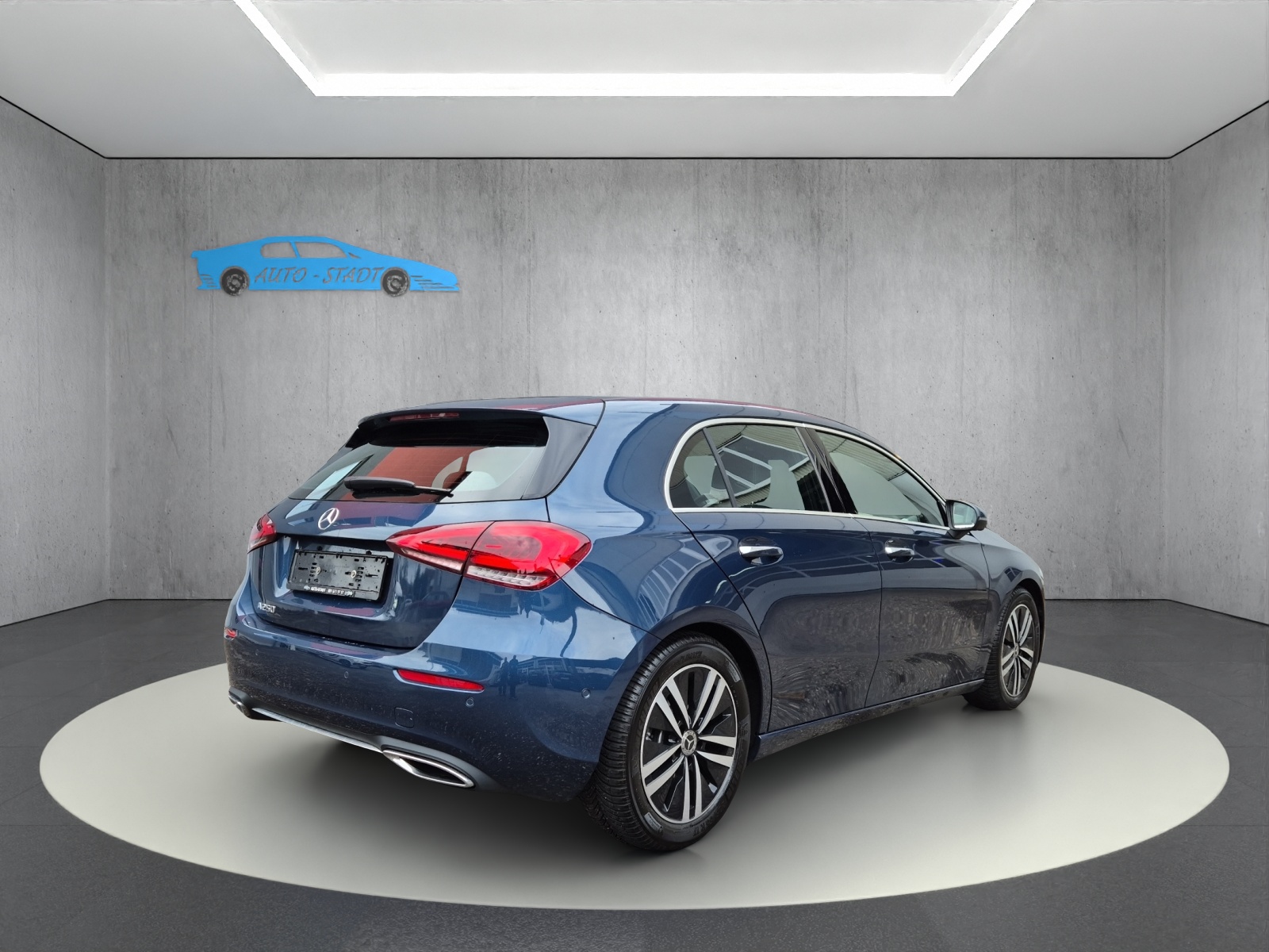 MERCEDES-BENZ A 250 Progressive 7G-DCT-image-4