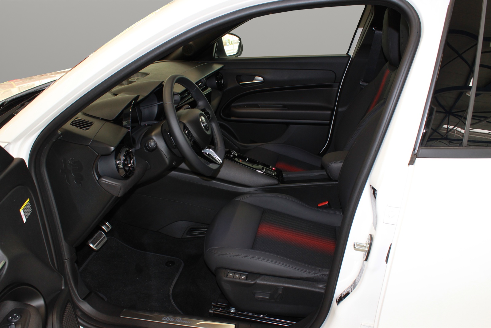 ALFA ROMEO Junior 1.2 48V Hybrid Speciale-image-6