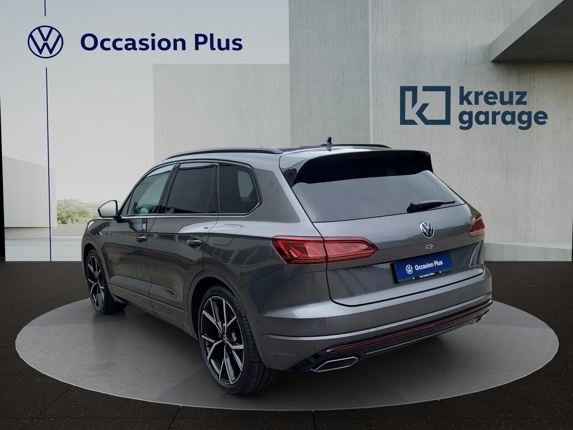 VW Touareg 3.0 TSI eHybrid R Tiptronic-image-3