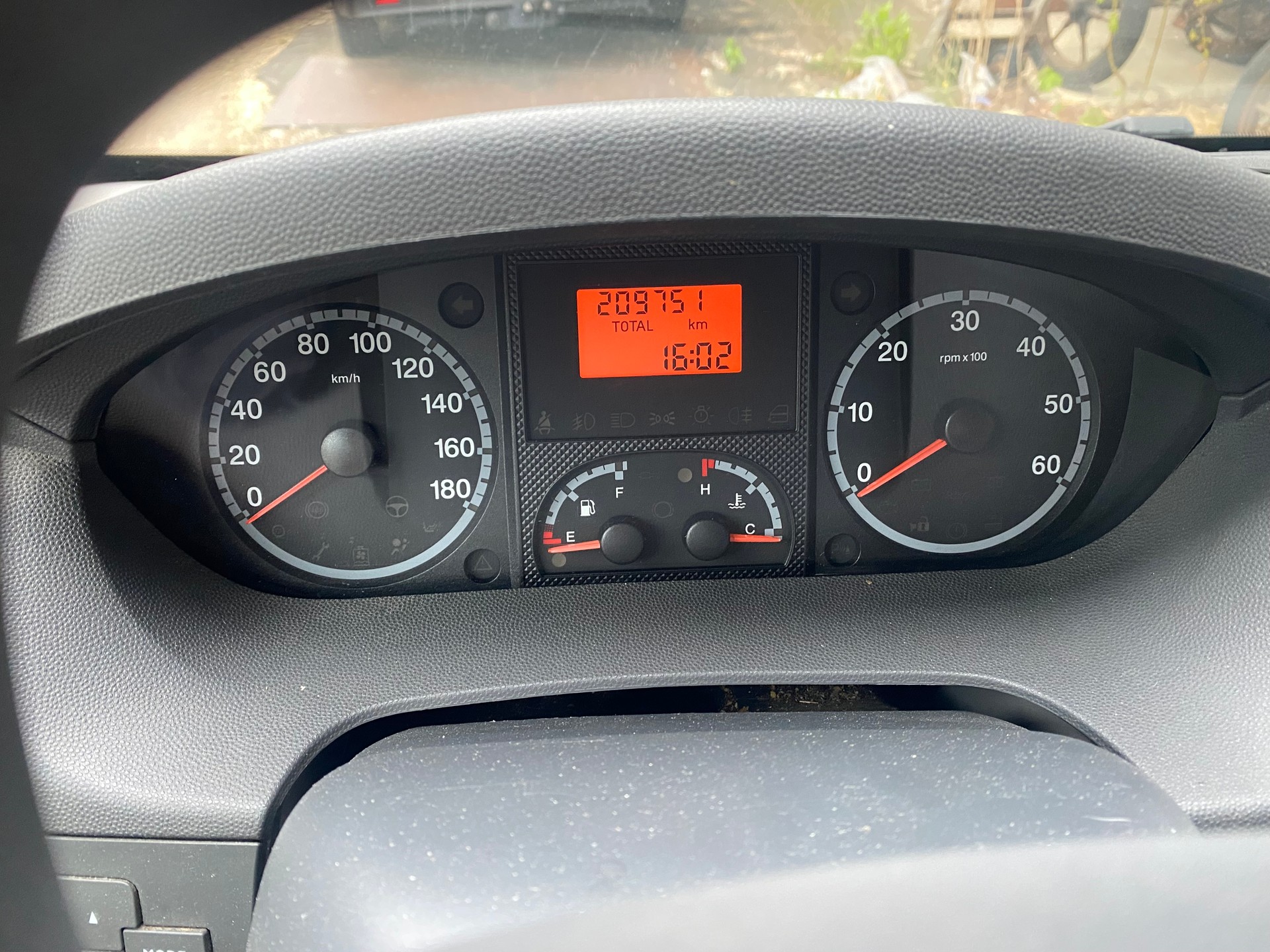 PEUGEOT Boxer 2.2 HDI 335 L2H2-image-7