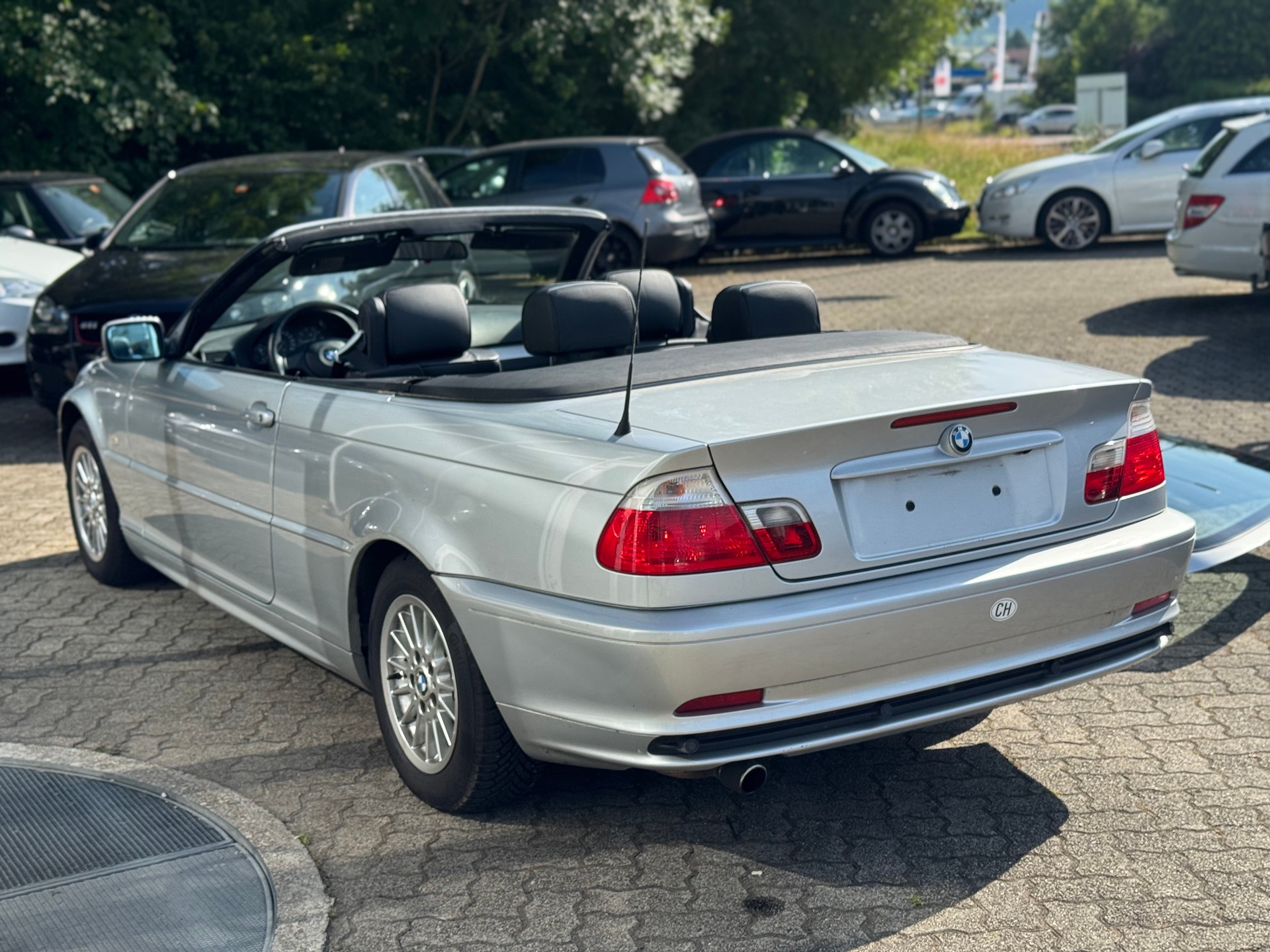 BMW 318Ci Cabriolet-image-3