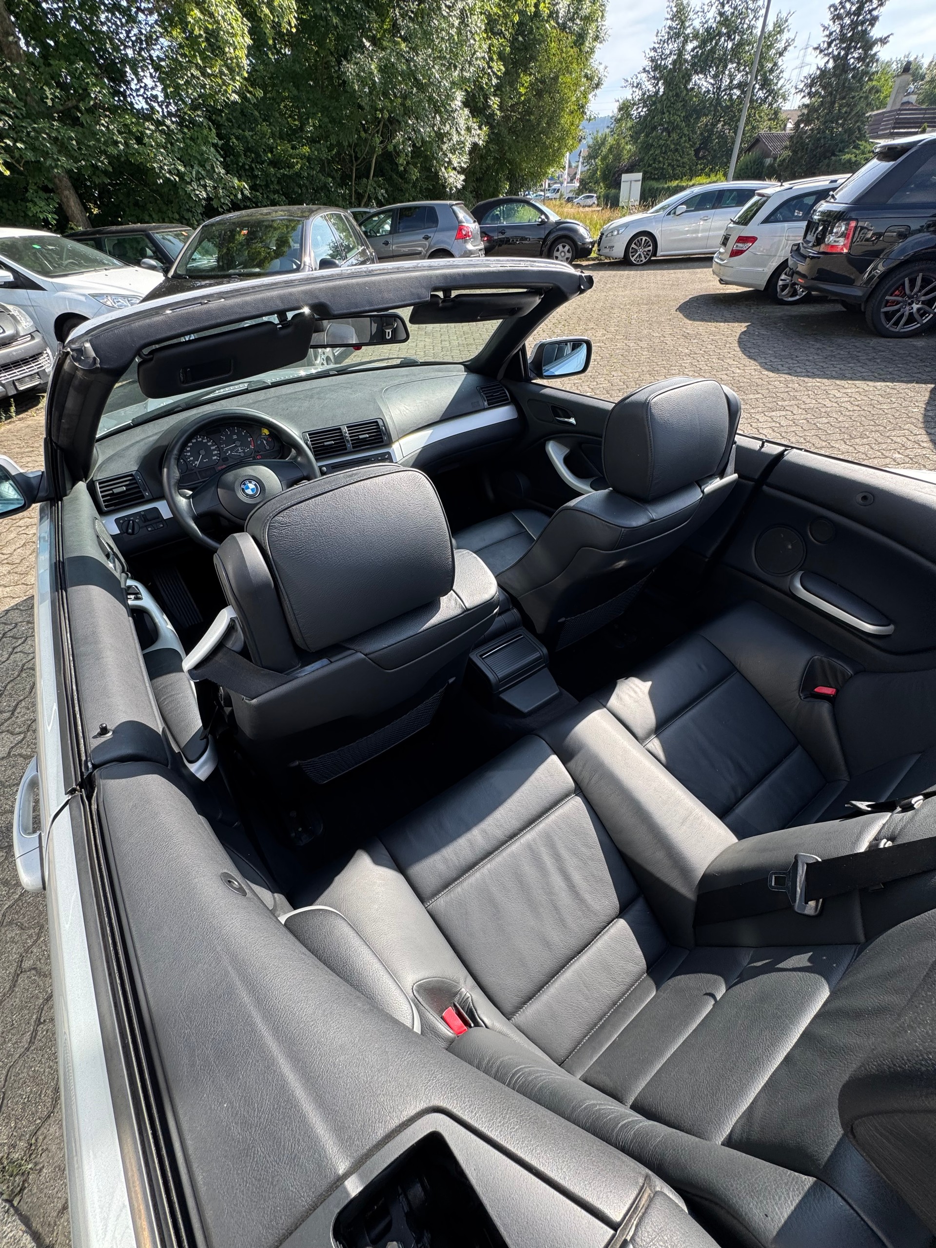 BMW 318Ci Cabriolet-image-9