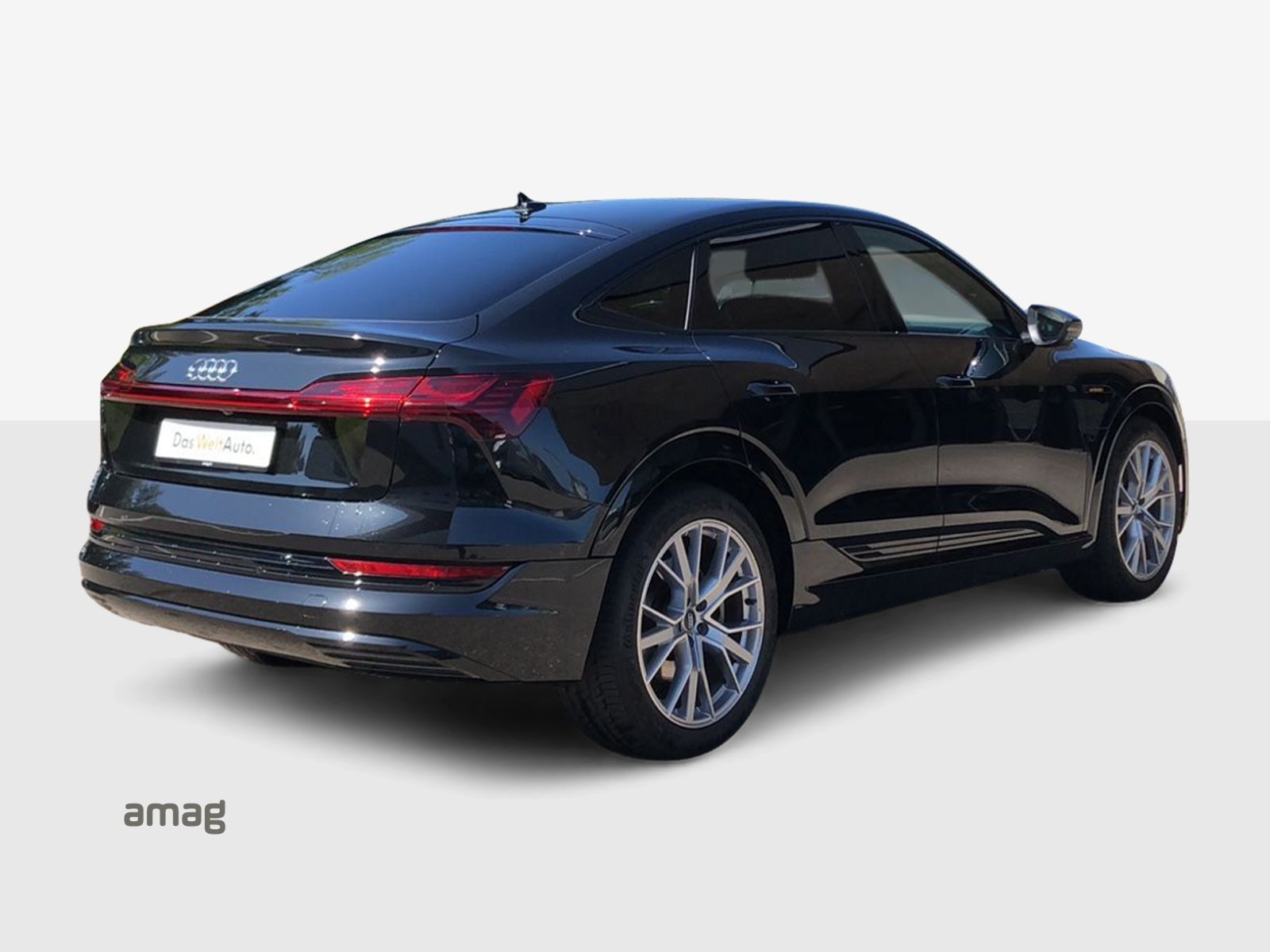 AUDI e-tron 50 Sportback Advanced quattro-image-4