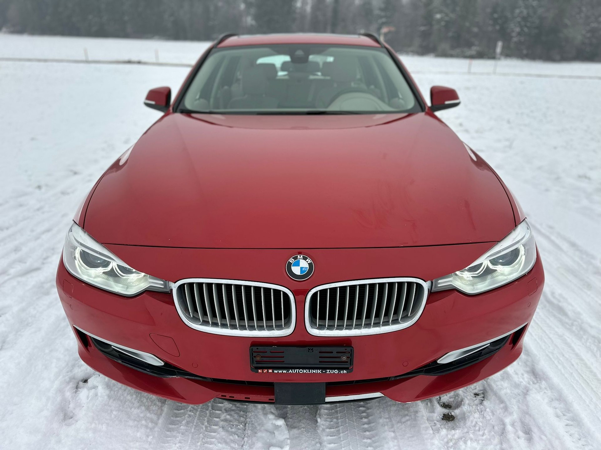 BMW 330d Touring Sport Line Steptronic-image-2