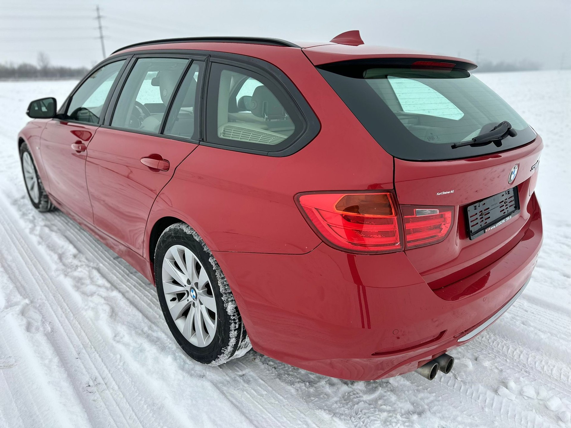 BMW 330d Touring Sport Line Steptronic-image-7