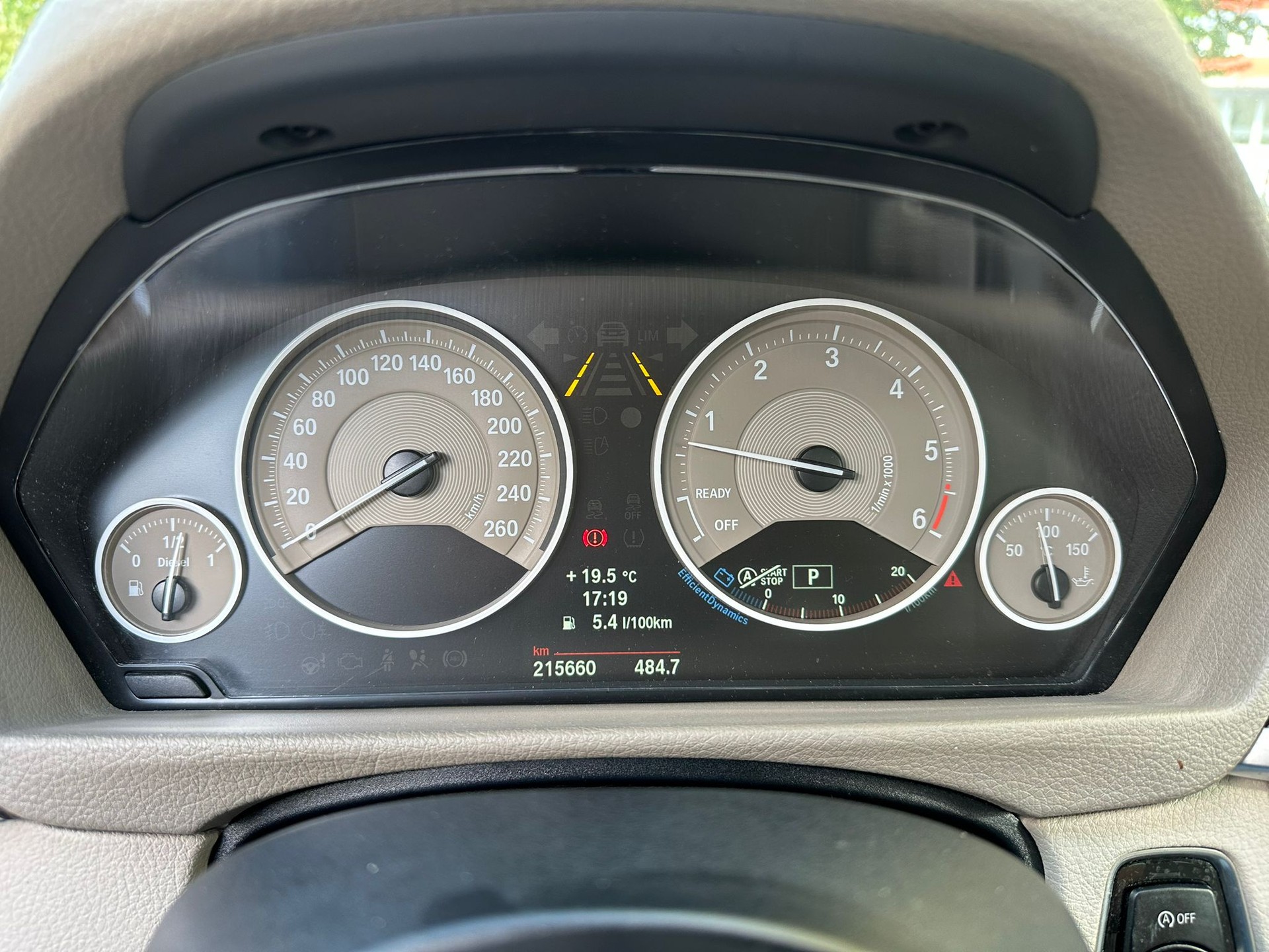 BMW 330d Touring Sport Line Steptronic-image-17