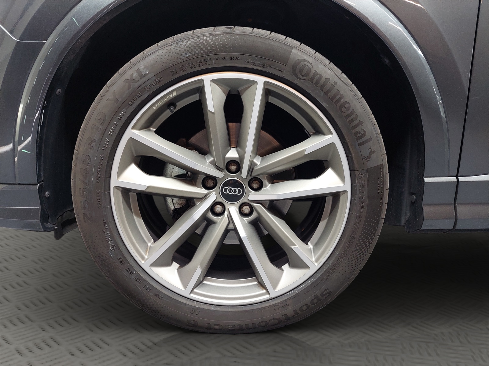 AUDI Q3 35 TDI S line quattro S-tronic-image-11