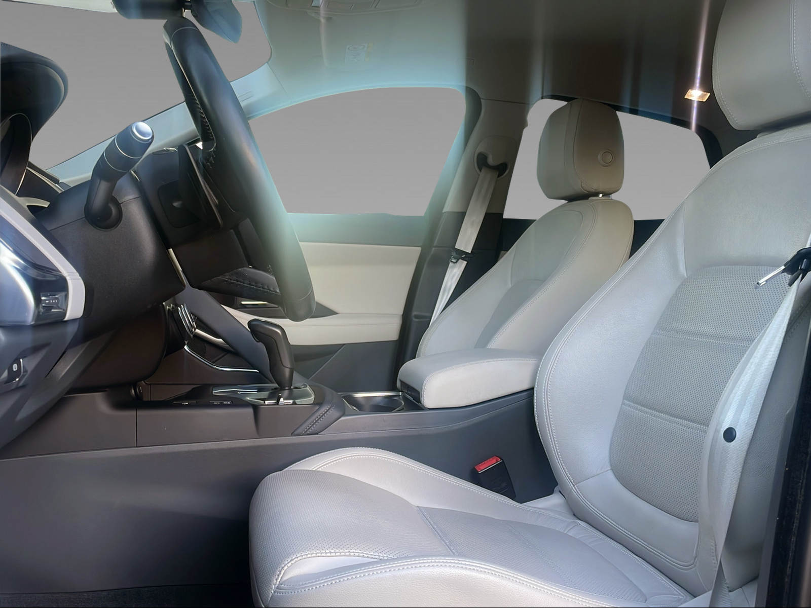 JAGUAR E-Pace 2.0 T 200 S AWD-image-3