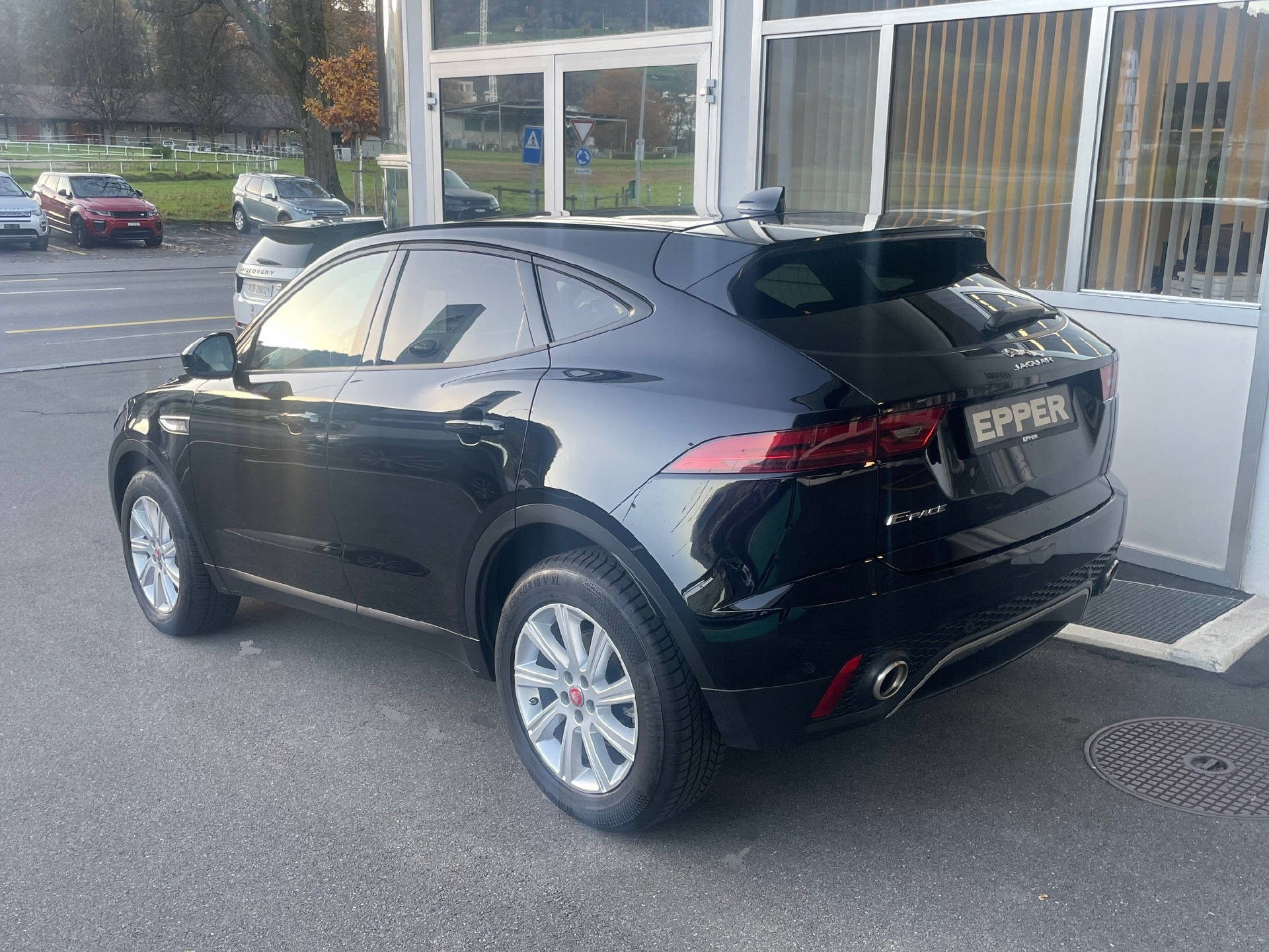 JAGUAR E-Pace 2.0 T 200 S AWD-image-2