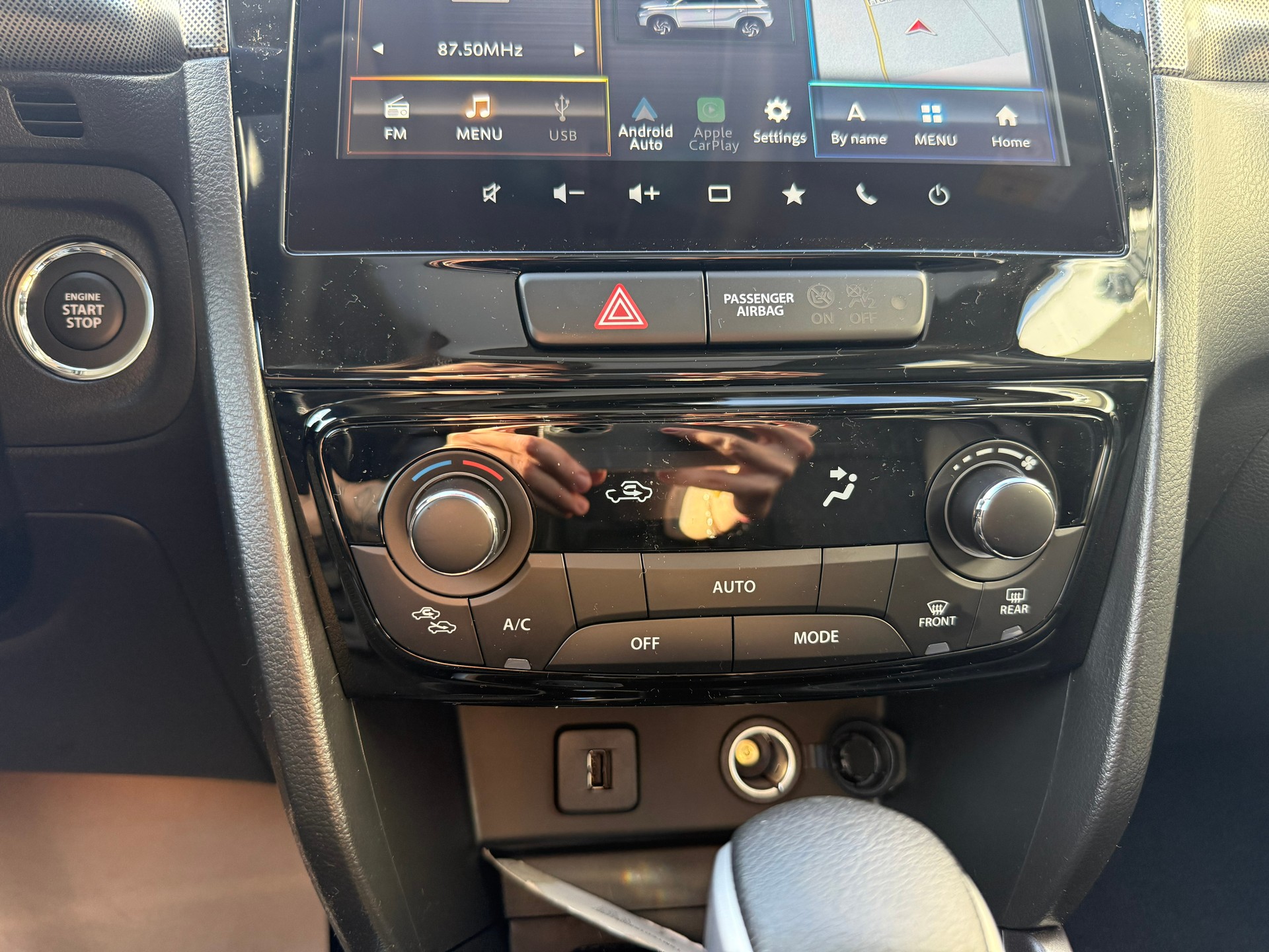 SUZUKI Vitara 1.4 Boosterjet Compact Top 4x4 Hybrid Automatic-image-19