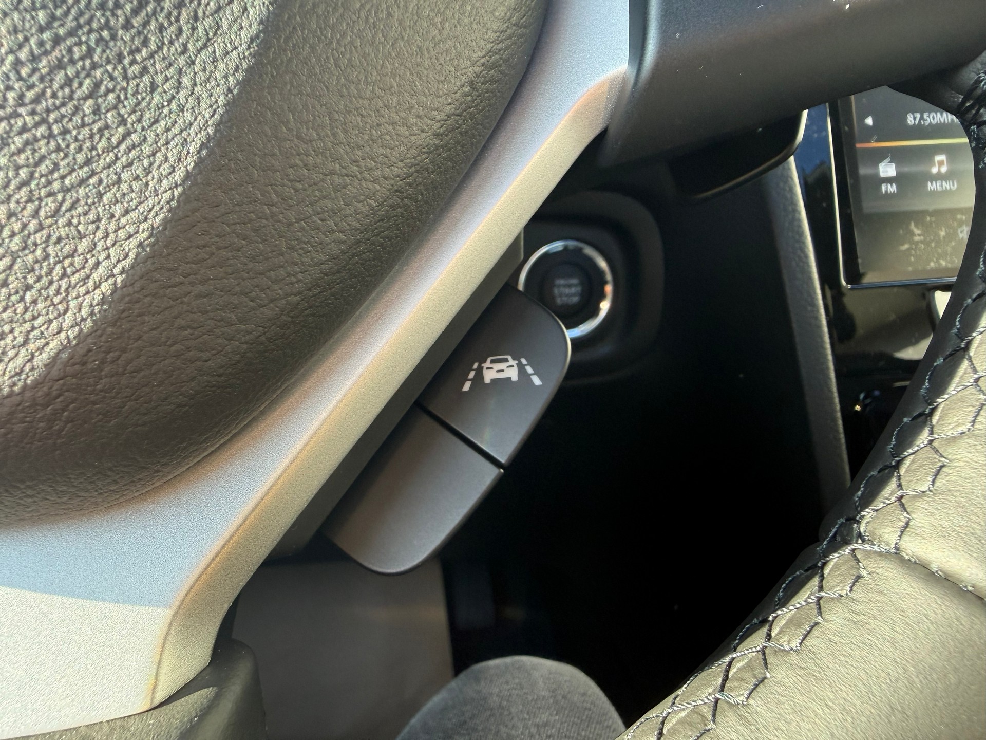 SUZUKI Vitara 1.4 Boosterjet Compact Top 4x4 Hybrid Automatic-image-16