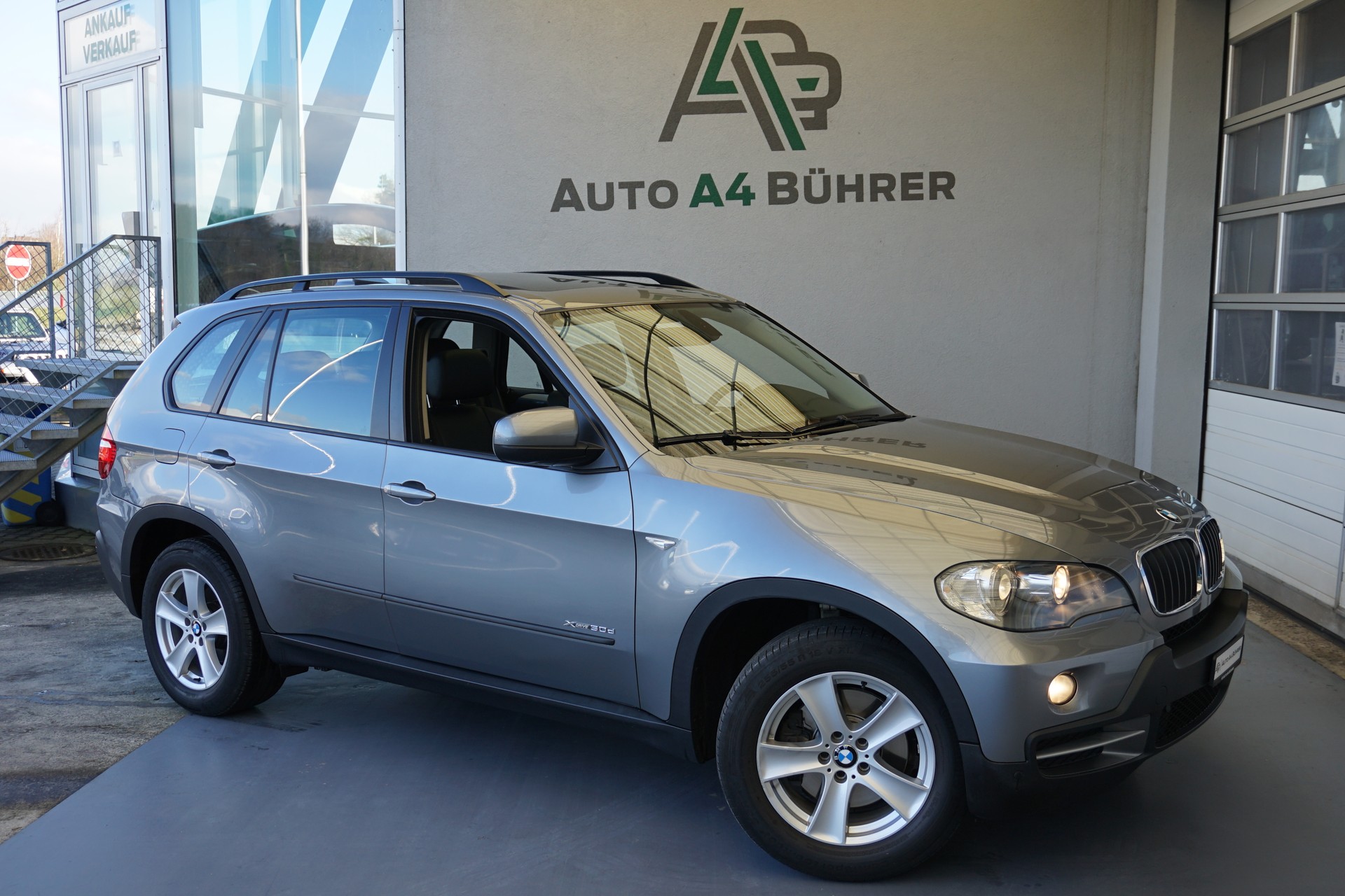 BMW X5 xDrive 30d (3.0d) 235PS mit lückenlosem BMW-Servicenachweis!-image-1