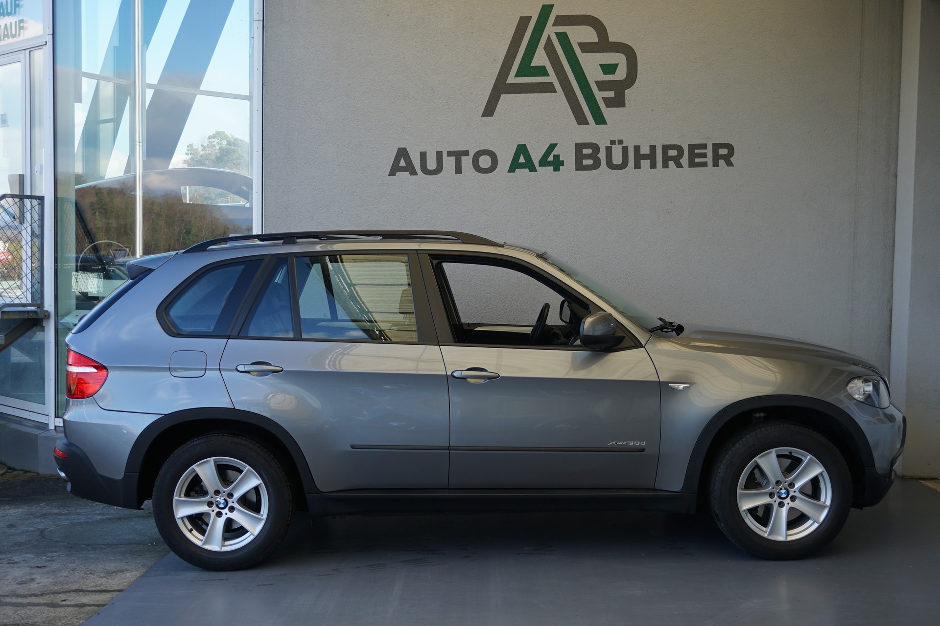 BMW X5 xDrive 30d (3.0d) 235PS mit lückenlosem BMW-Servicenachweis!-image-4