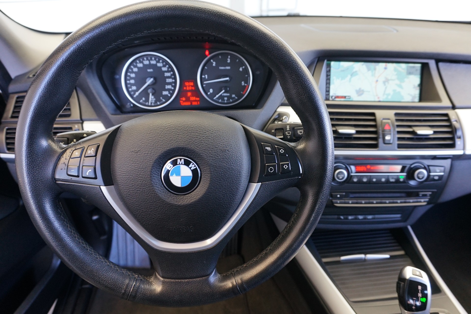 BMW X5 xDrive 30d (3.0d) 235PS mit lückenlosem BMW-Servicenachweis!-image-14