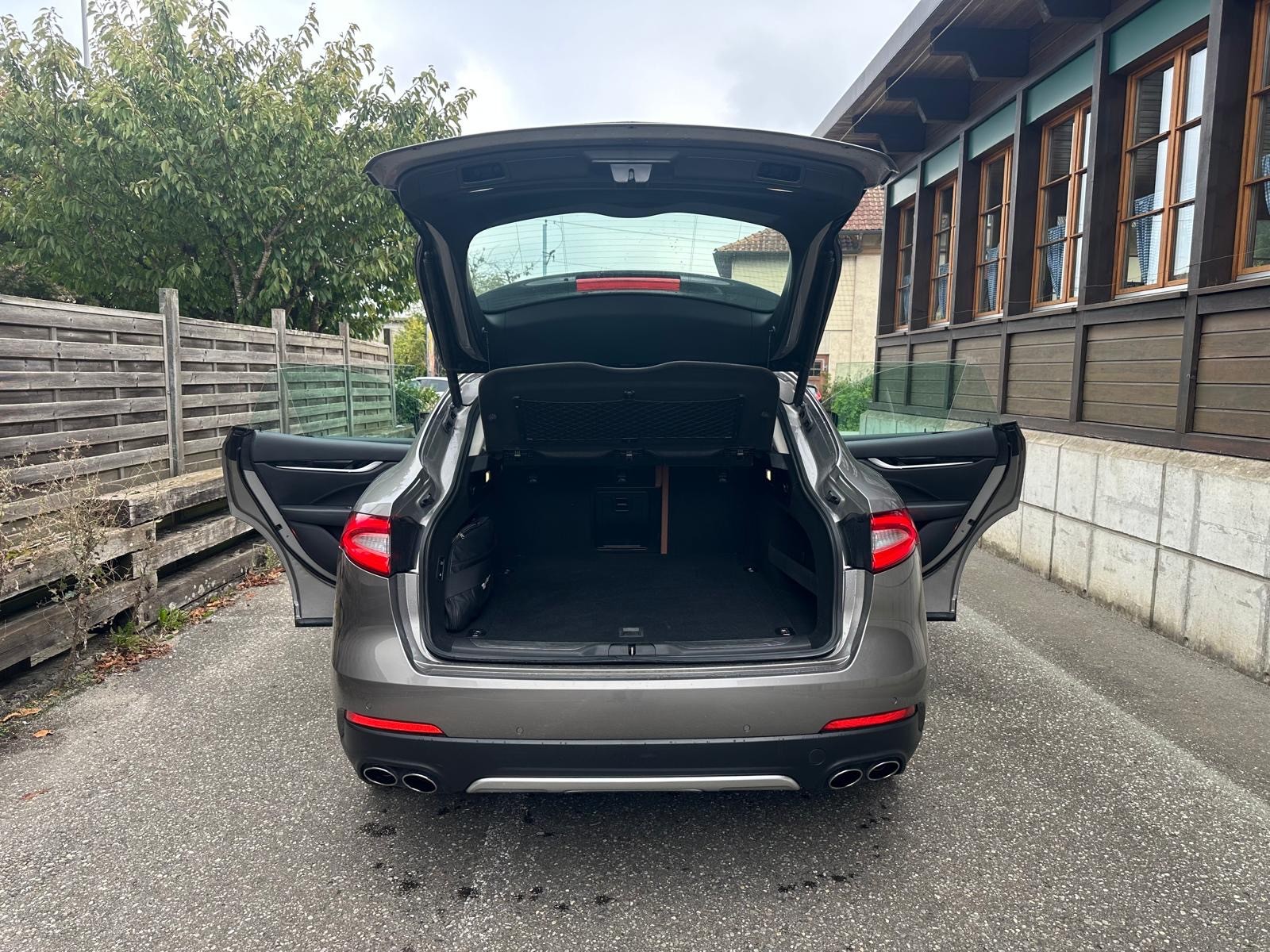 MASERATI Levante D 3.0 V6 Automatica-image-6