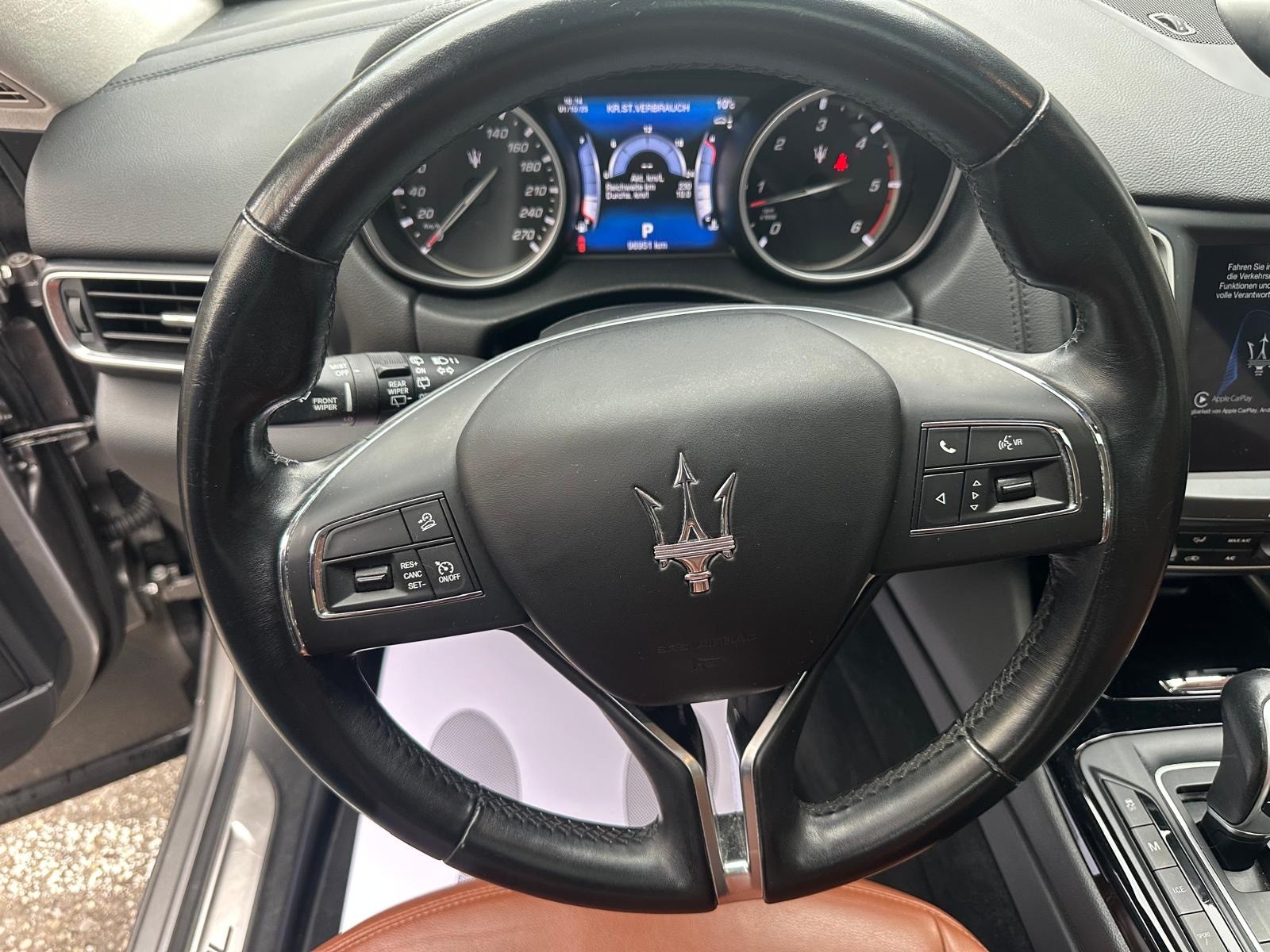 MASERATI Levante D 3.0 V6 Automatica-image-11