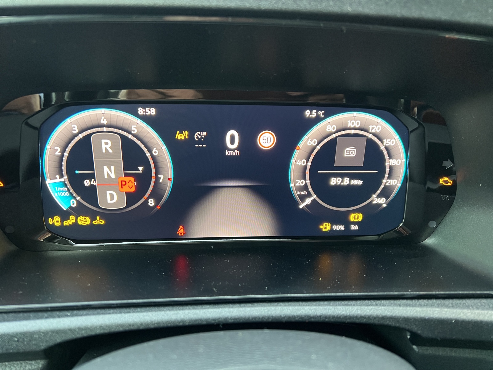 VW Caddy 1.5 TSI Life DSG-image-12
