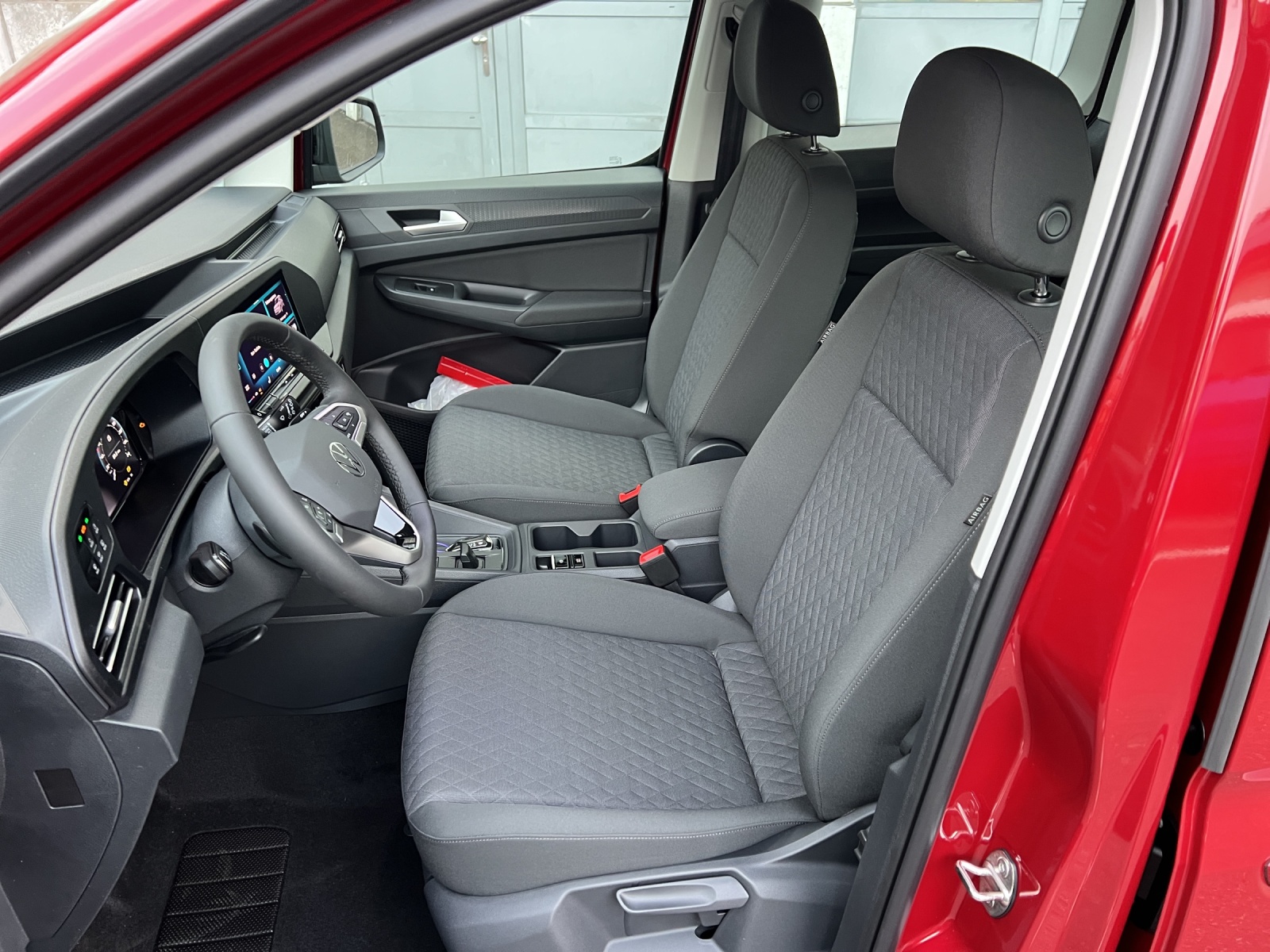 VW Caddy 1.5 TSI Life DSG-image-6