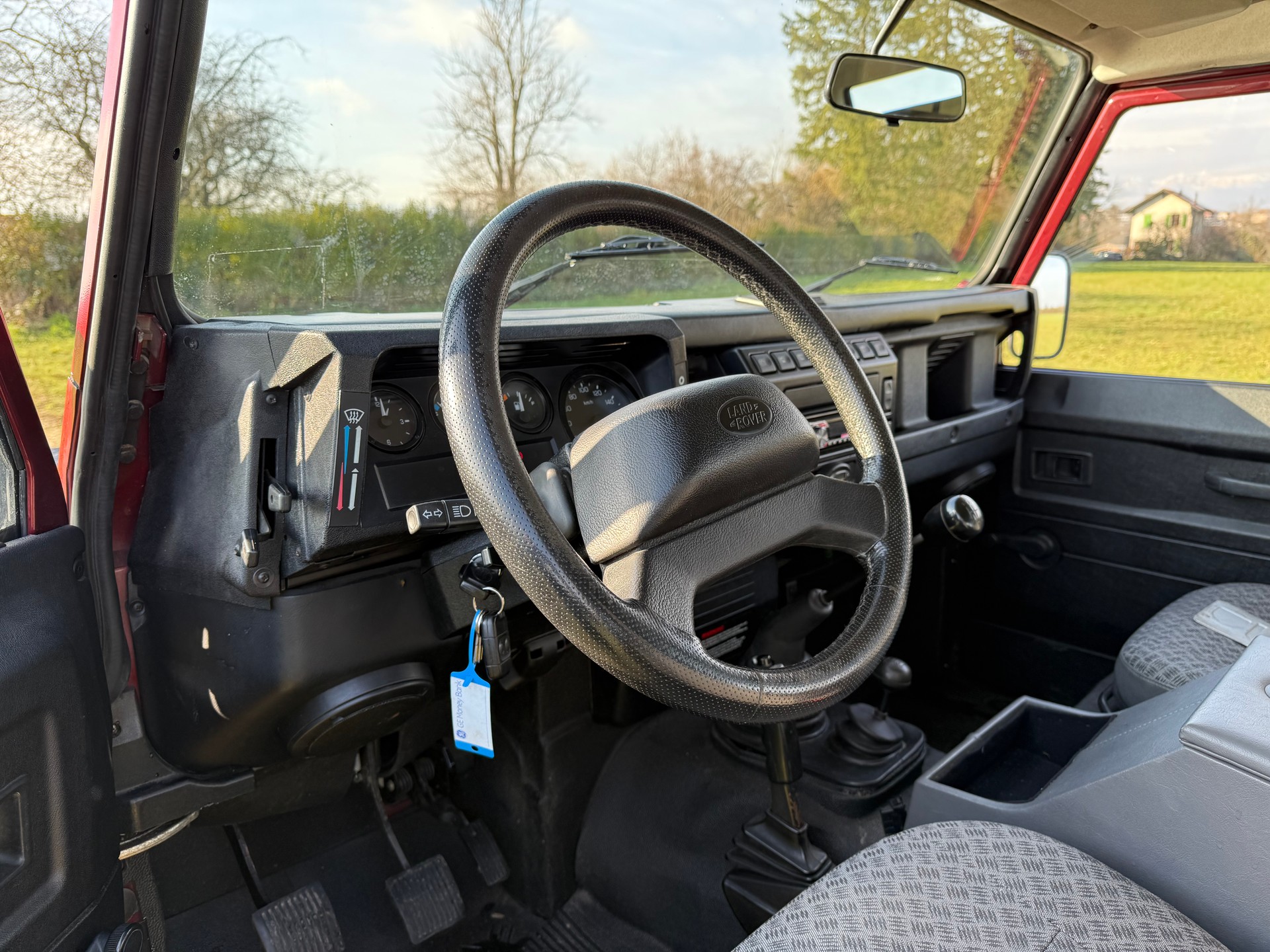 LAND ROVER Defender 90 2.5 Td5-image-8
