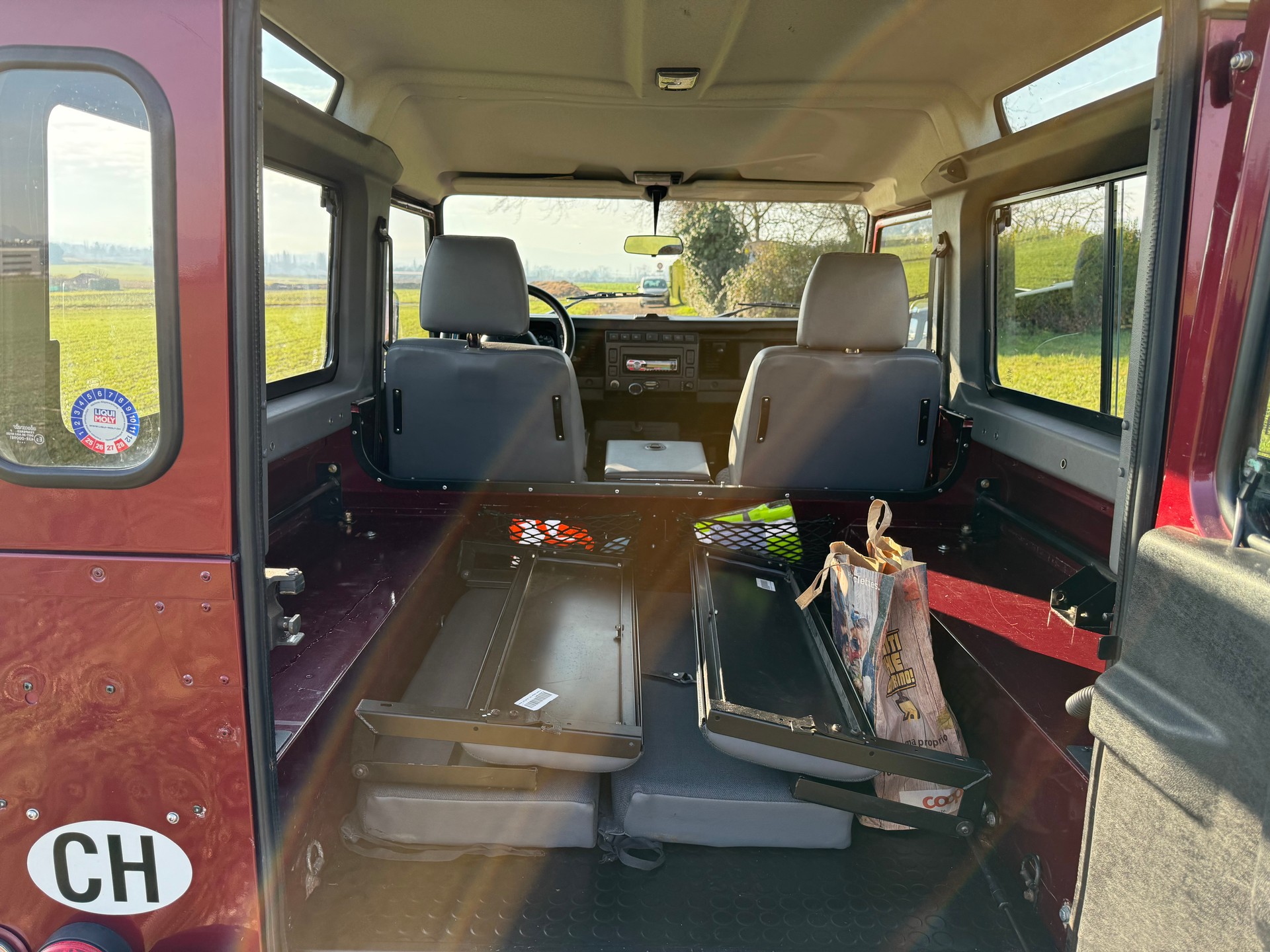 LAND ROVER Defender 90 2.5 Td5-image-12