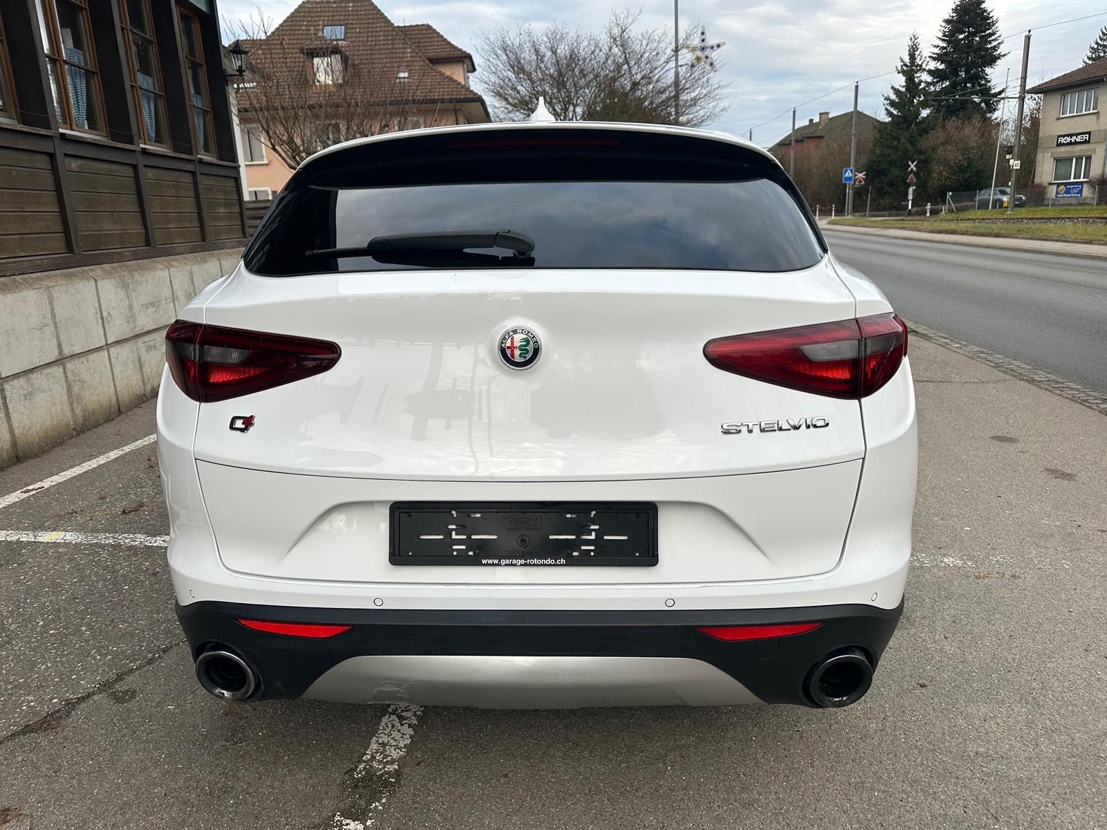 ALFA ROMEO Stelvio 2.0 Super Q4 Automatic-image-4