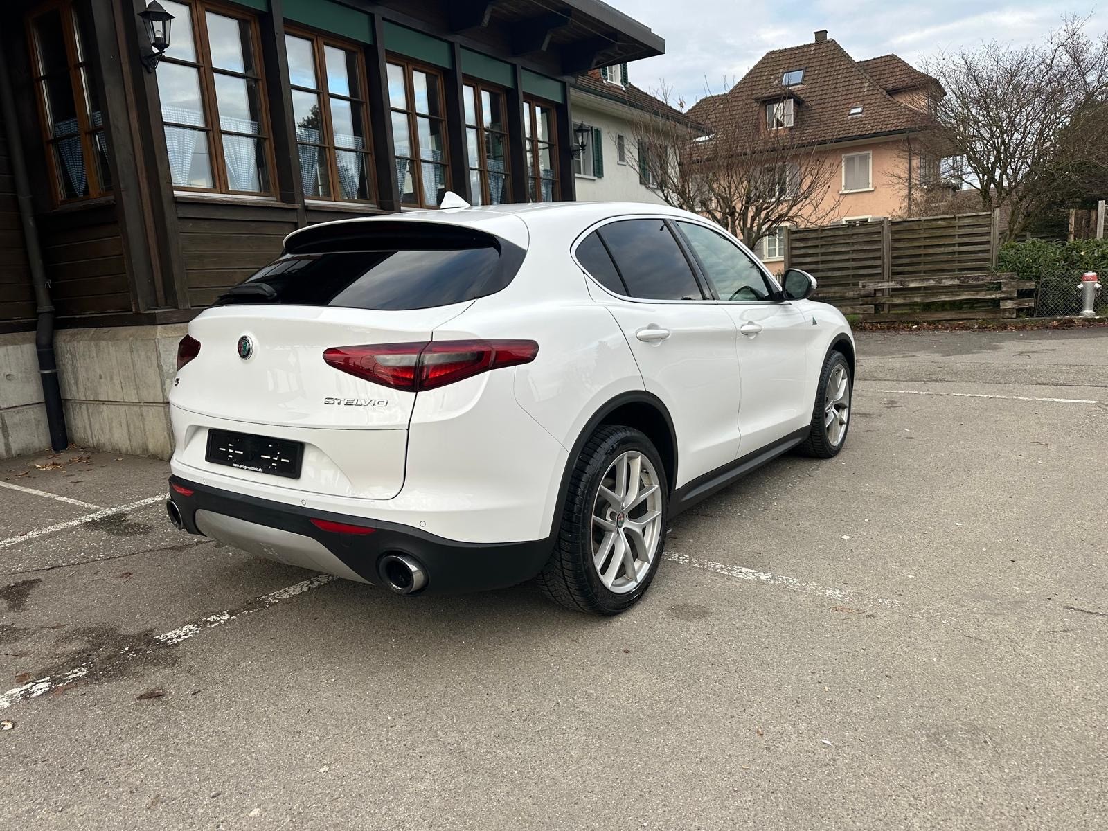 ALFA ROMEO Stelvio 2.0 Super Q4 Automatic-image-2
