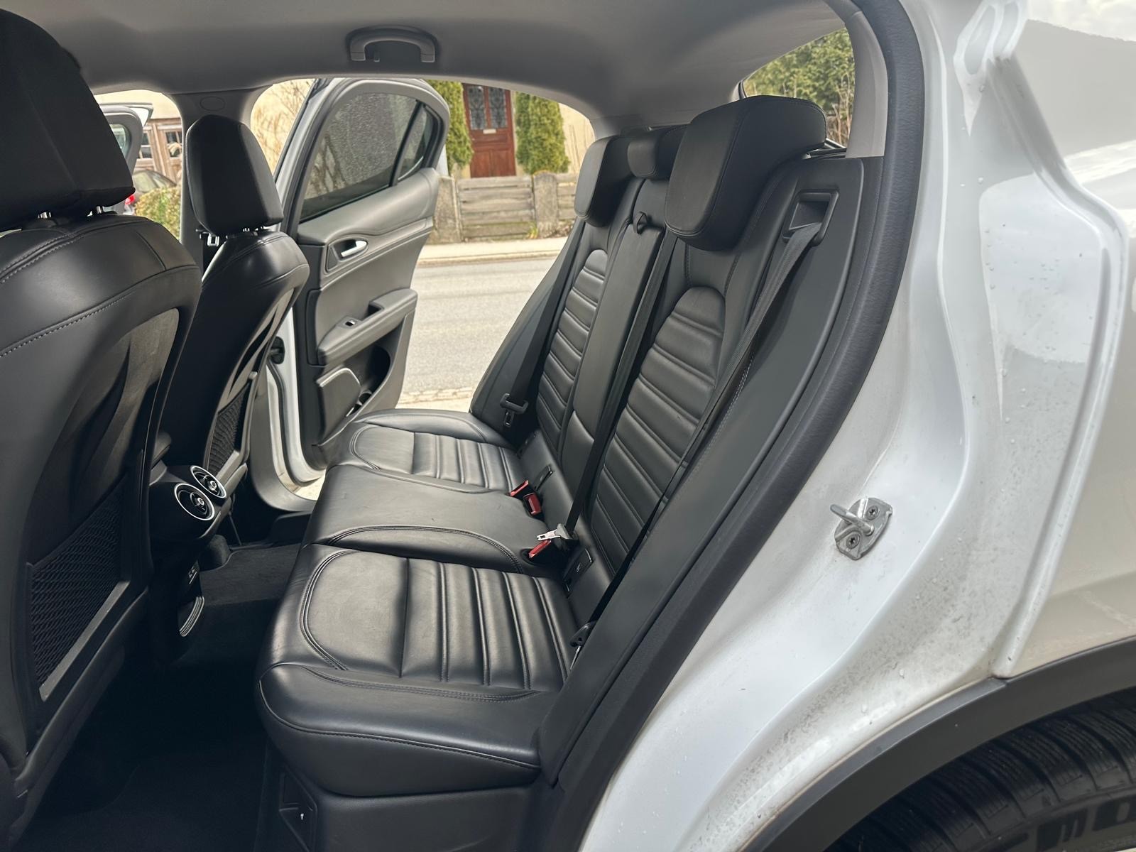 ALFA ROMEO Stelvio 2.0 Super Q4 Automatic-image-10