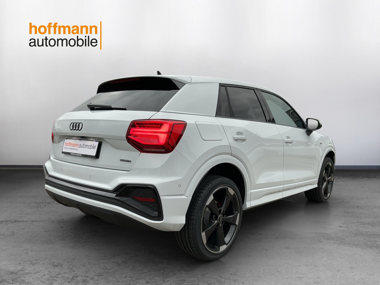AUDI Q2 40 TFSI S line Attraction quattro S-tronic-image-3