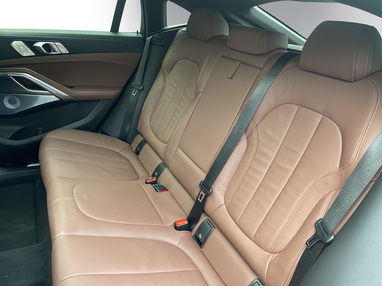 BMW X6 xDrive 48V 40i M Sport Steptronic-image-13