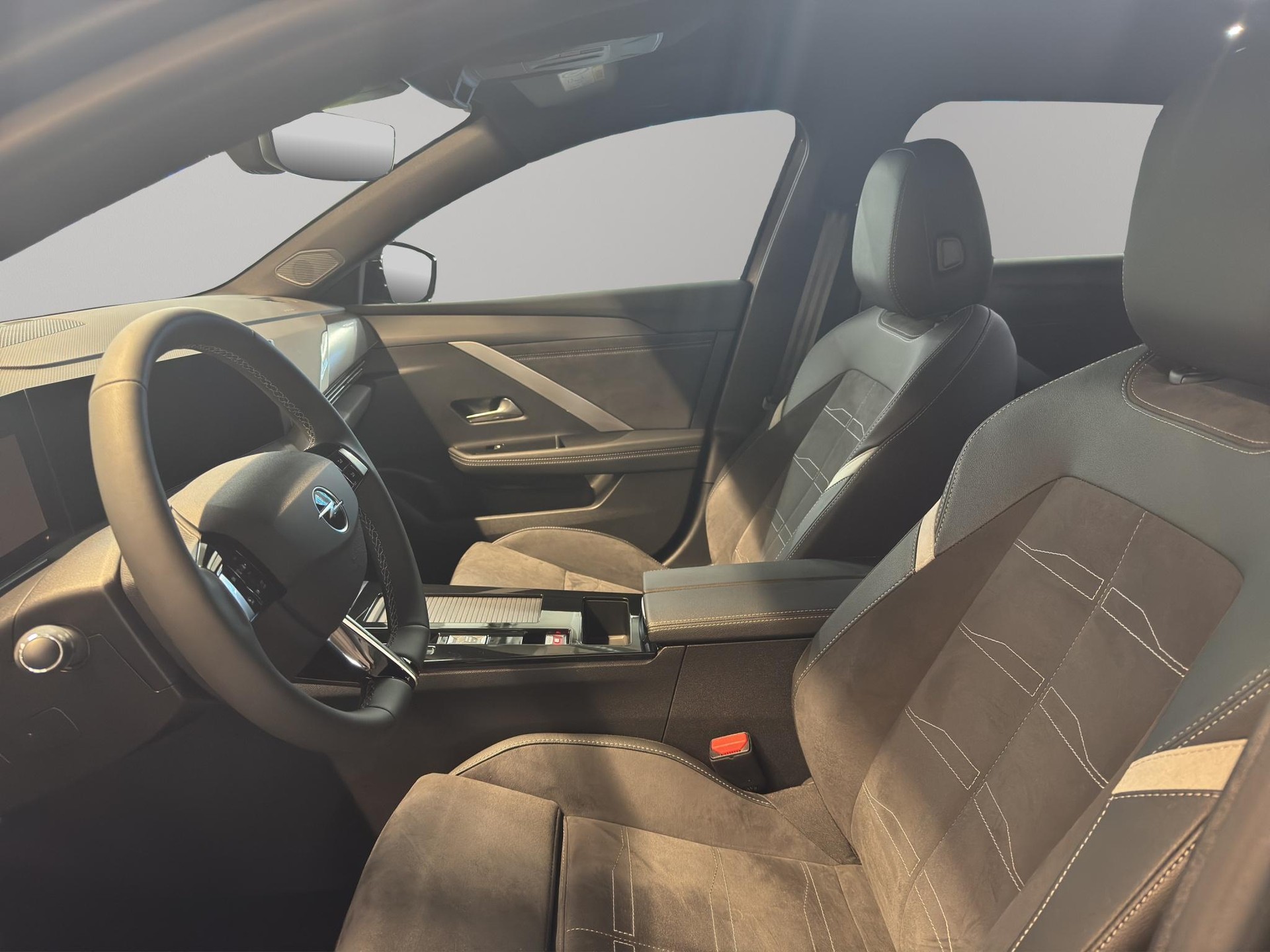 OPEL Astra-e Sports Tourer Swiss Plus-image-7