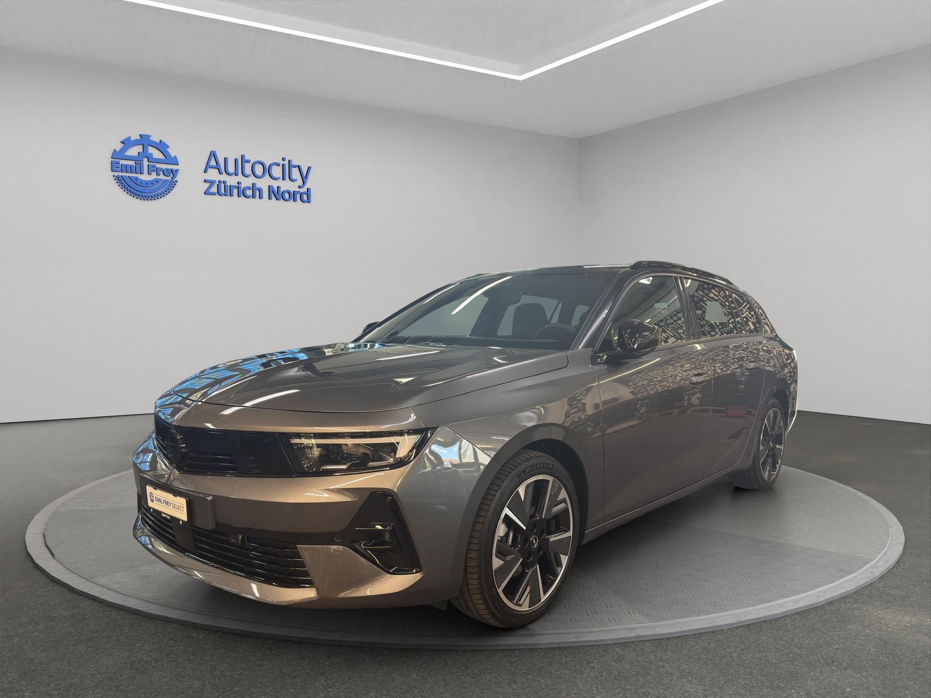 OPEL Astra-e Sports Tourer Swiss Plus-image-0