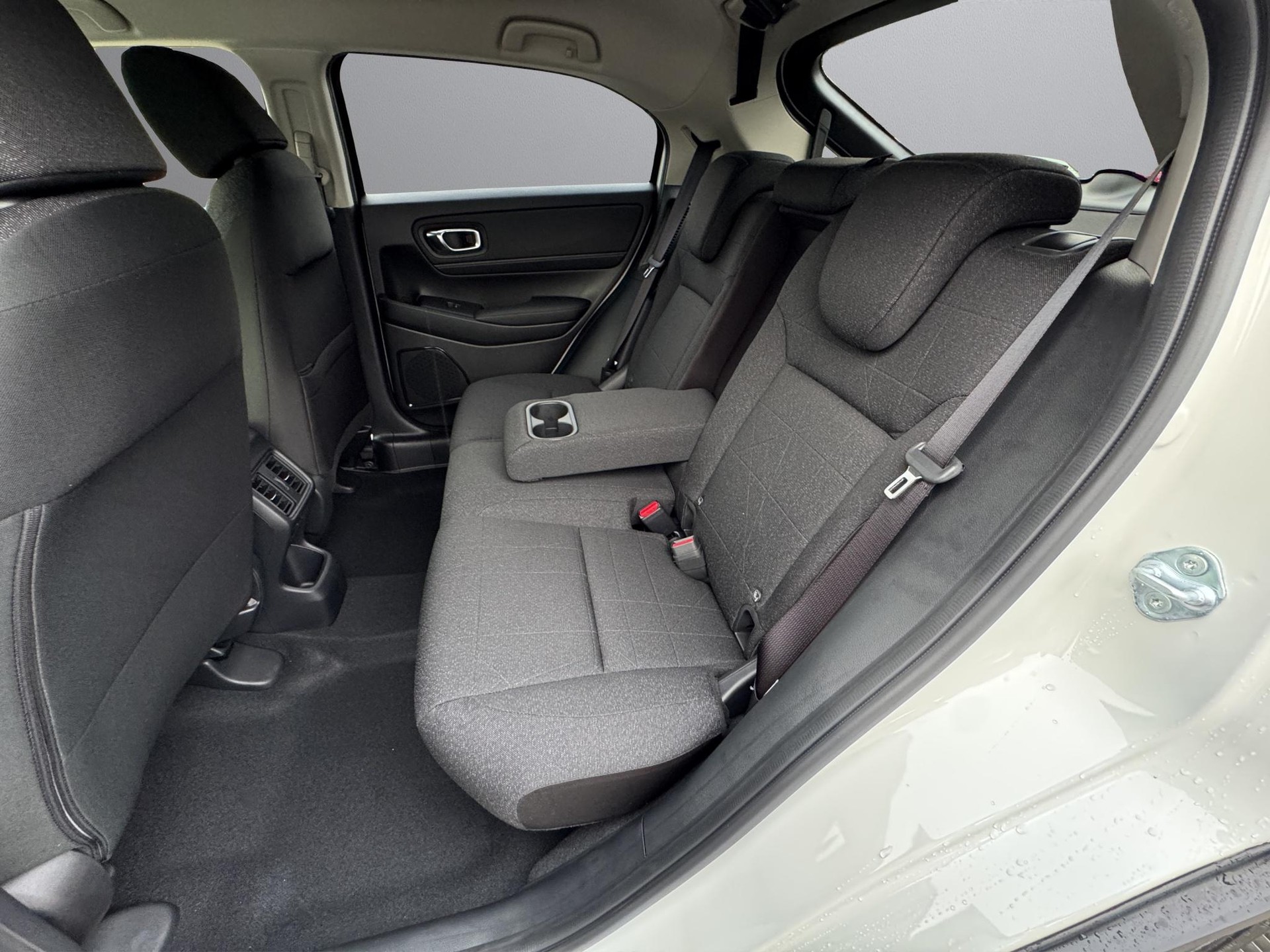 HONDA HR-V 1.5 i-MMD Elegance-image-7