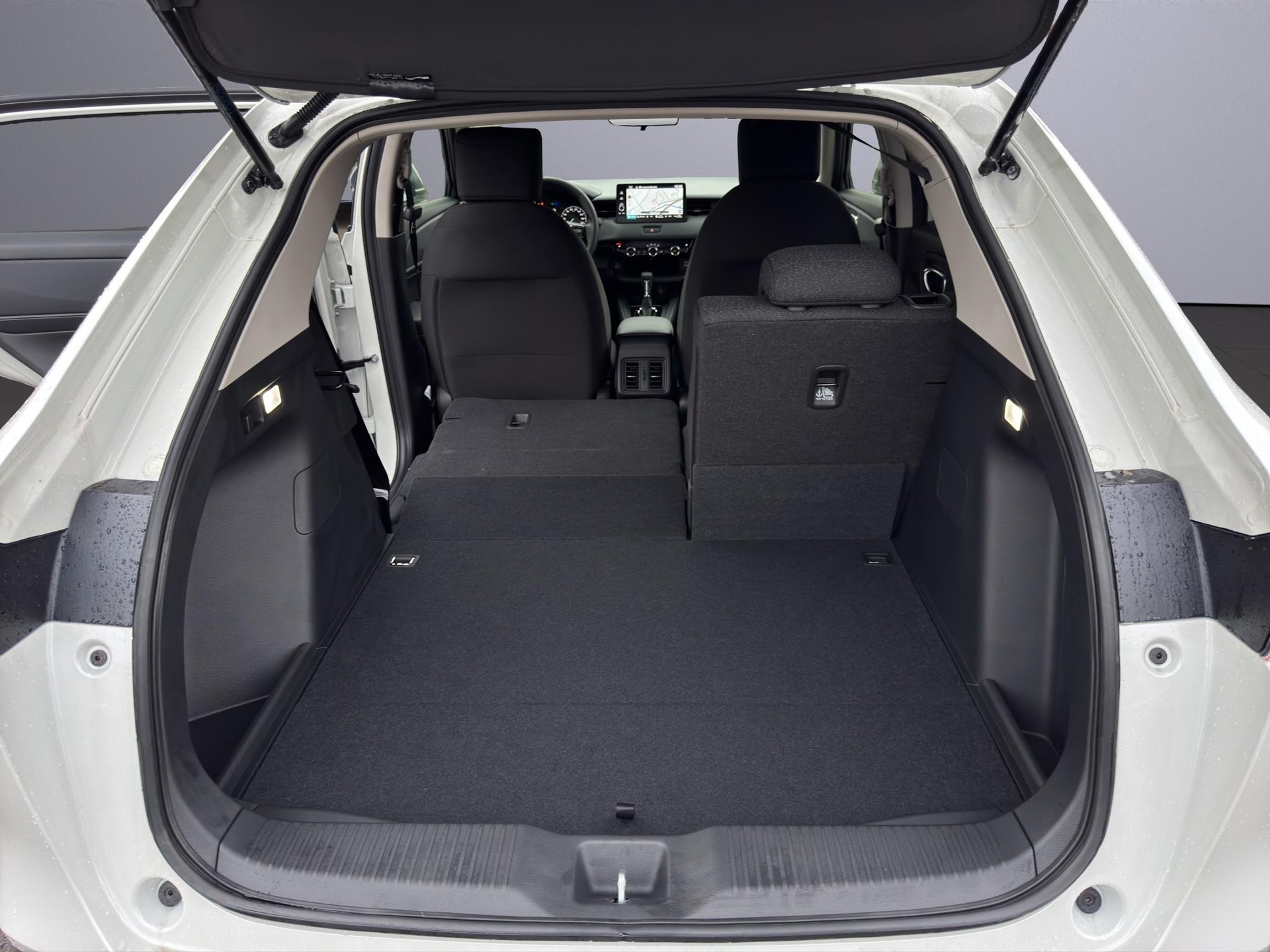 HONDA HR-V 1.5 i-MMD Elegance-image-20