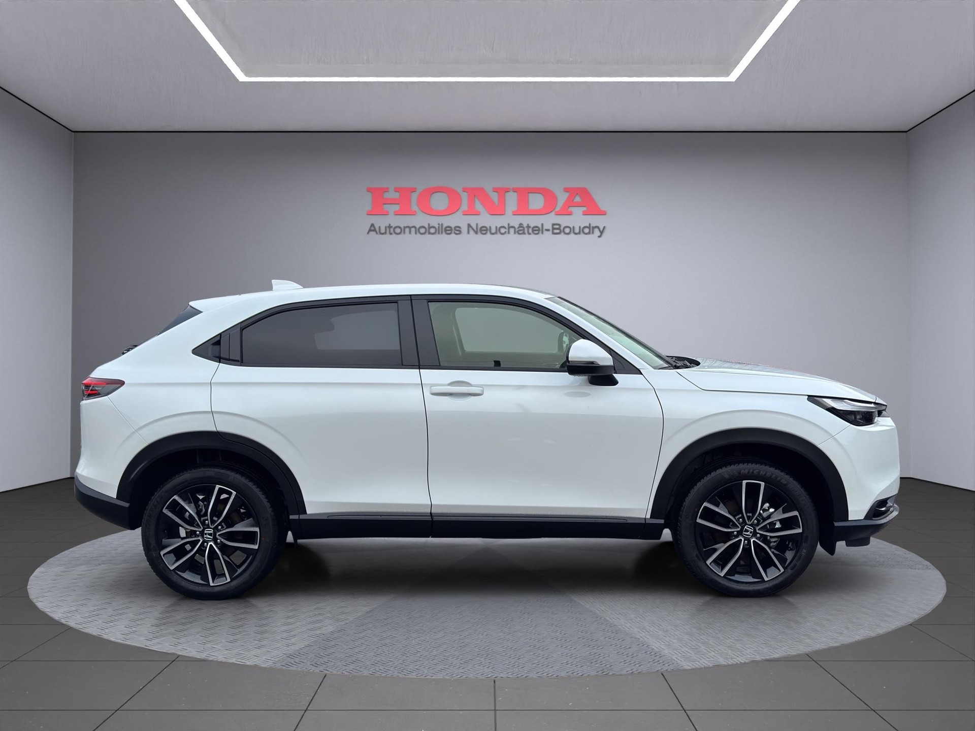 HONDA HR-V 1.5 i-MMD Elegance-image-0