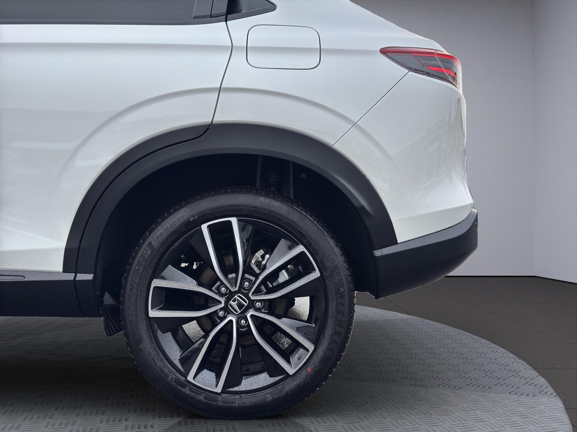 HONDA HR-V 1.5 i-MMD Elegance-image-15