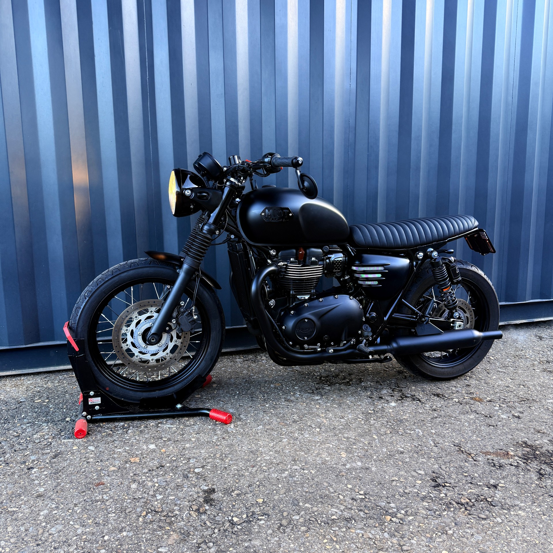 TRIUMPH T100 (35kW)-image-7