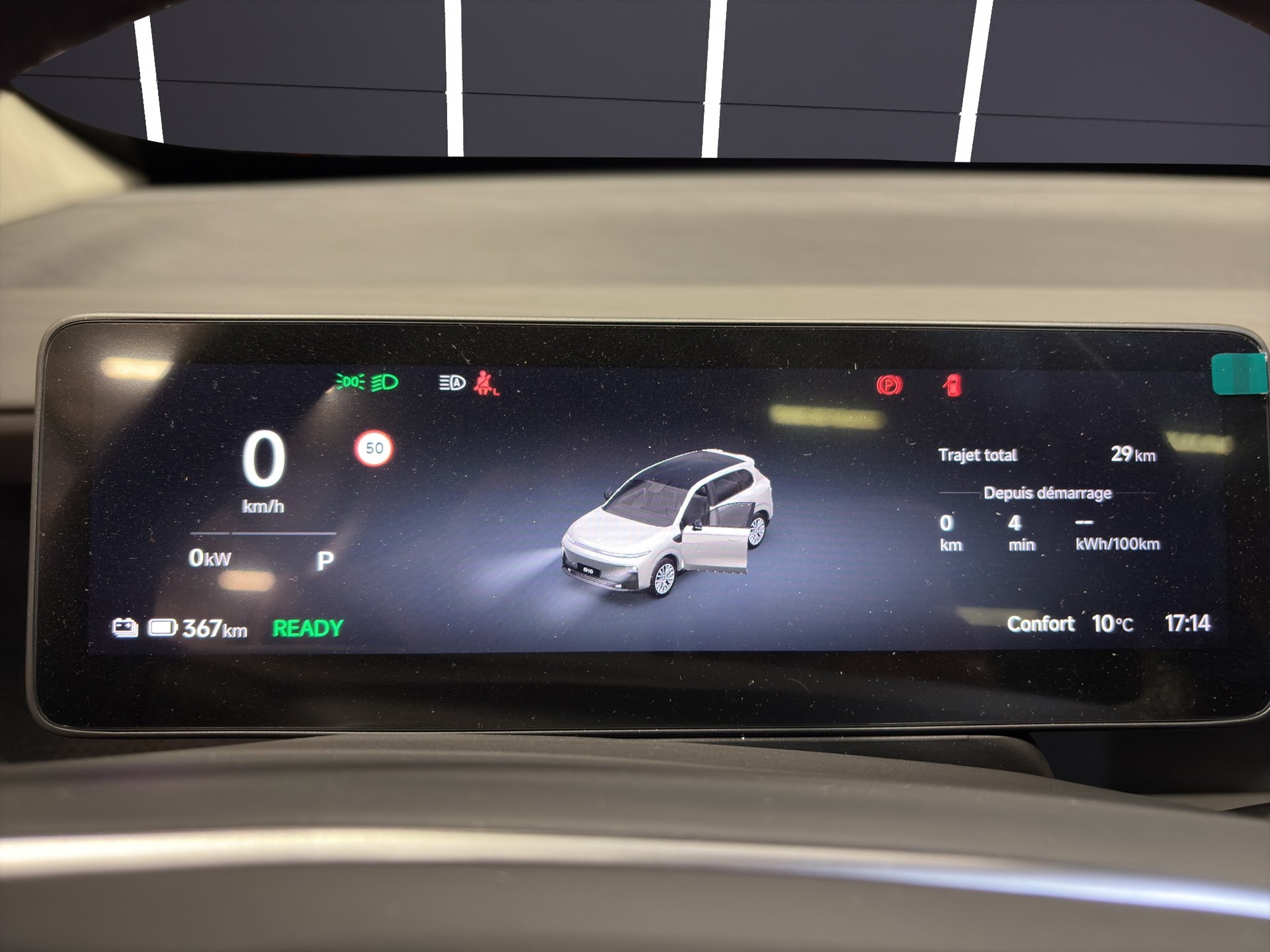 LEAPMOTOR B10 67kWh Design-image-7